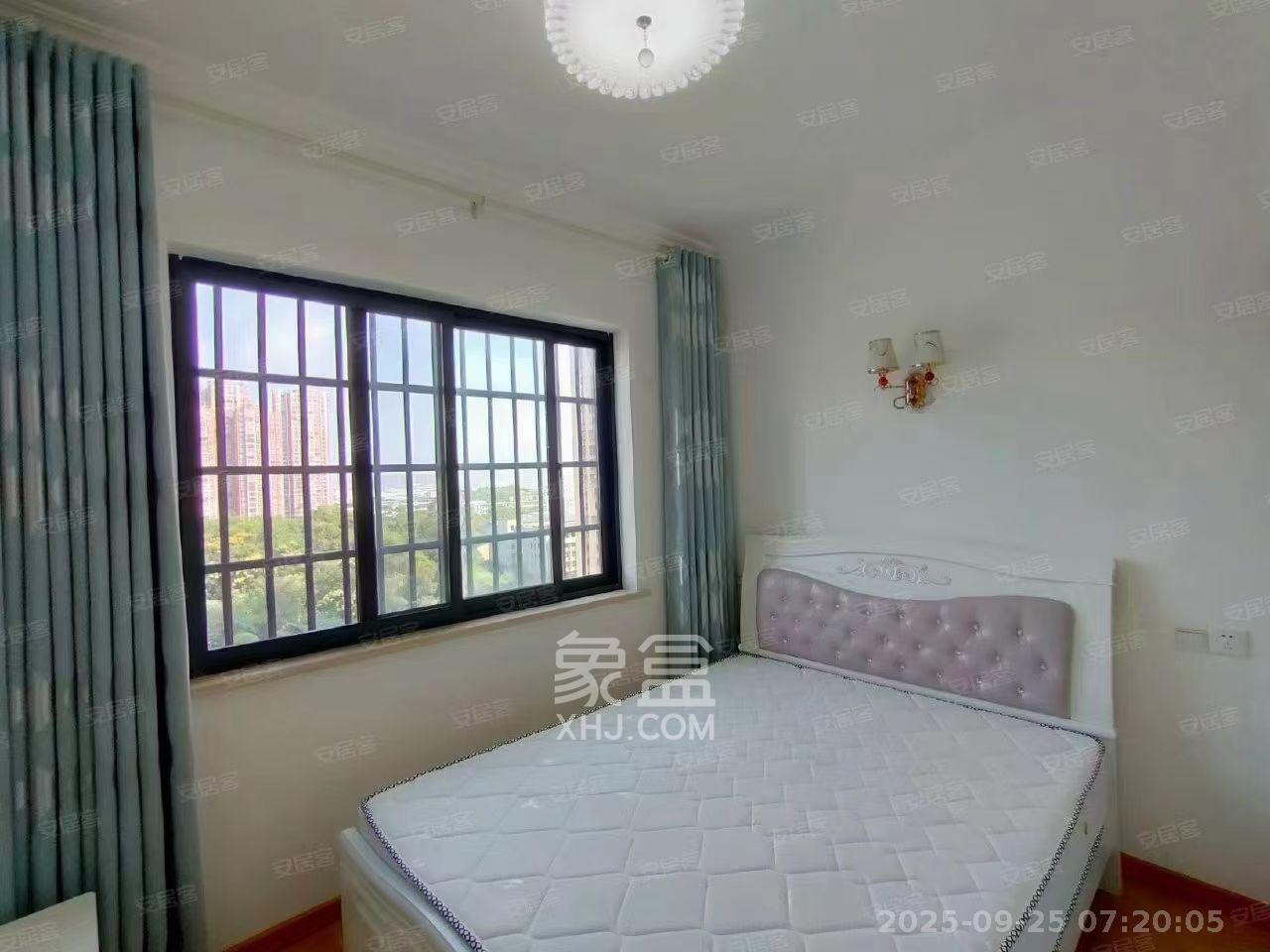 汇一城(汇壹公馆) 4室2厅2卫 2400.0元/月 汇一城(汇壹公馆) 4室2厅2卫 2400.0元/月室内图