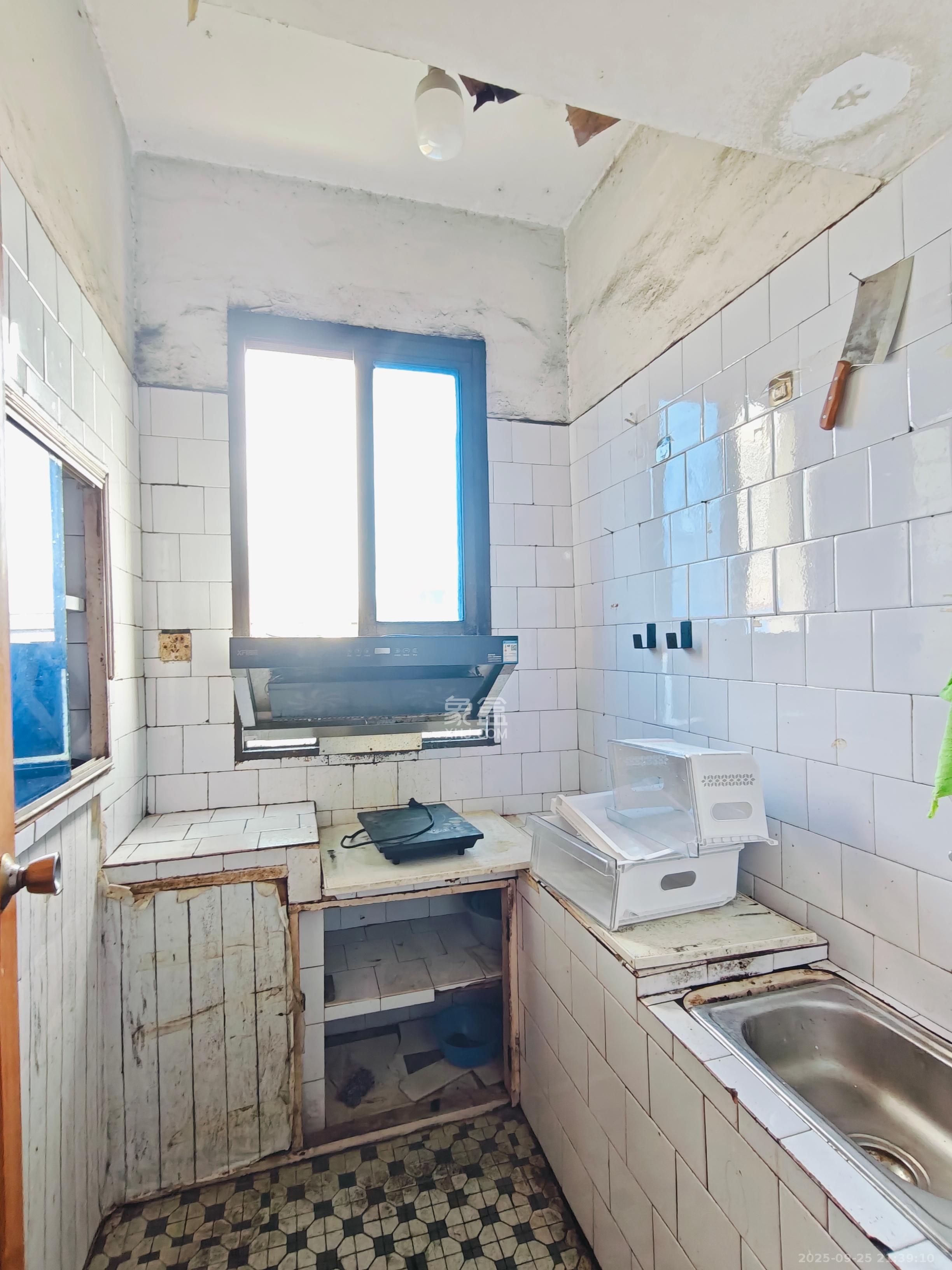 工业局宿舍  2室1厅1卫    1200.0元/月室内图