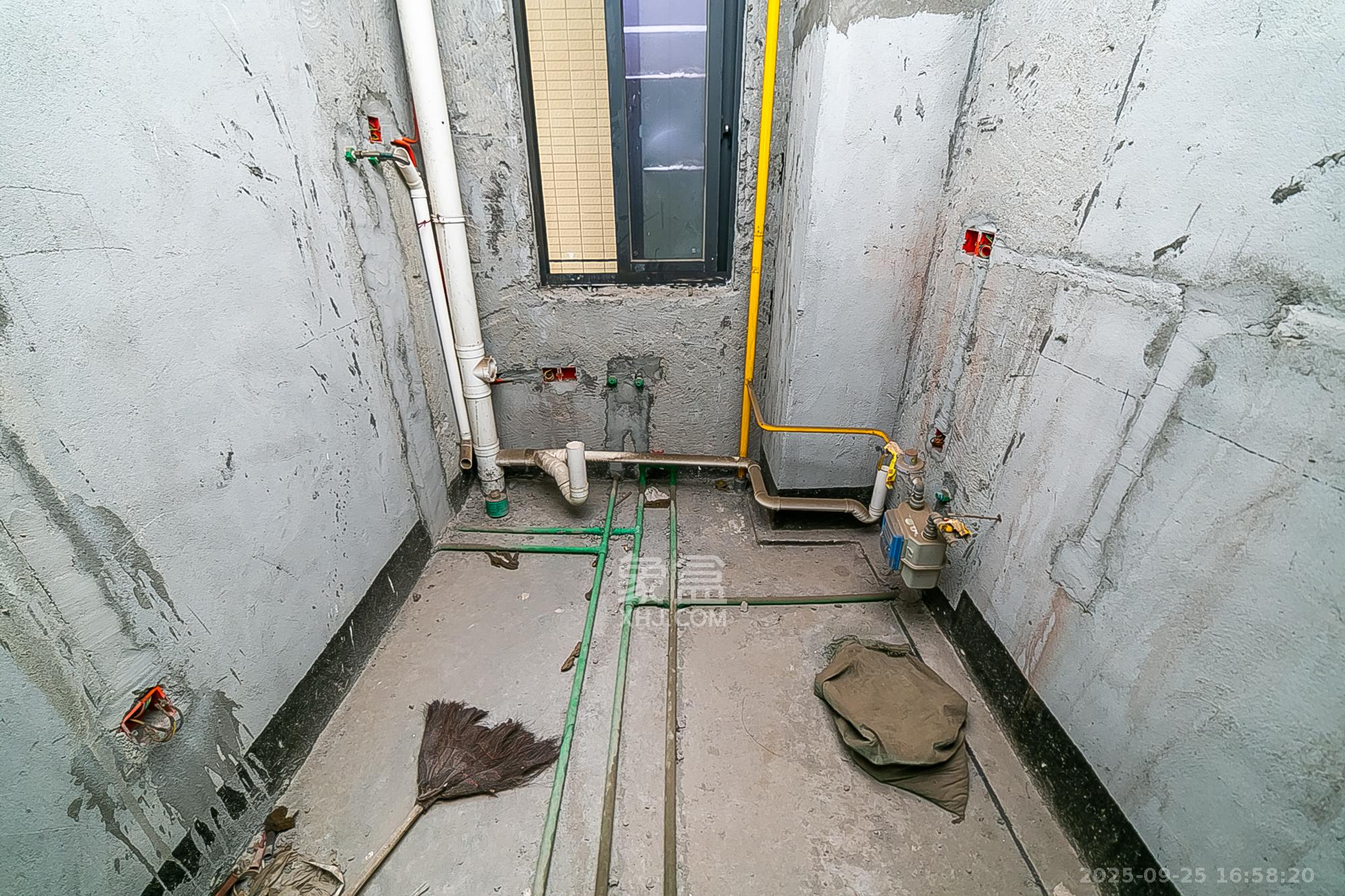 天鸿天府(天鸿中央大院)  3室2厅1卫    105.0万 天鸿天府(天鸿中央大院)  3室2厅1卫    105.0万其他