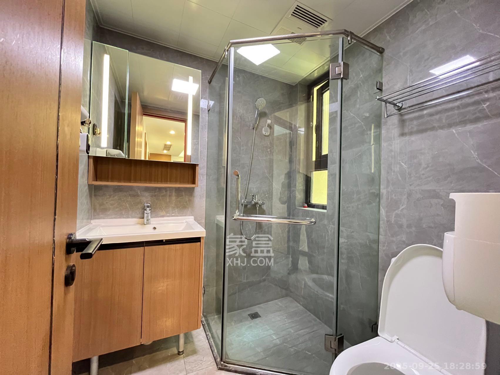 卓越江岸 4室2厅2卫 4800.0元/月 卓越江岸 4室2厅2卫 4800.0元/月室内图