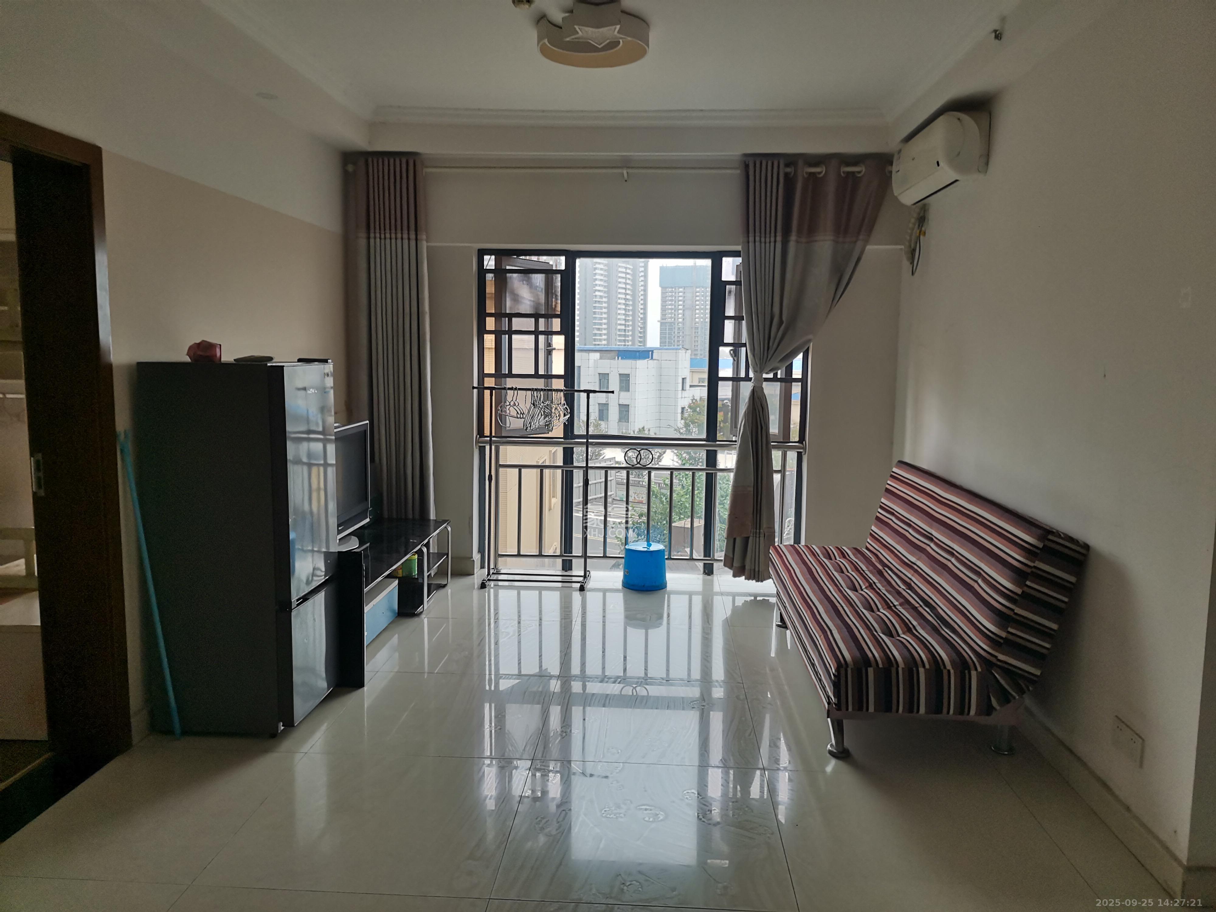 湘熙水郡(观澜海赋家园) 2室1厅1卫 2000.0元/月 湘熙水郡(观澜海赋家园) 2室1厅1卫 2000.0元/月室内图