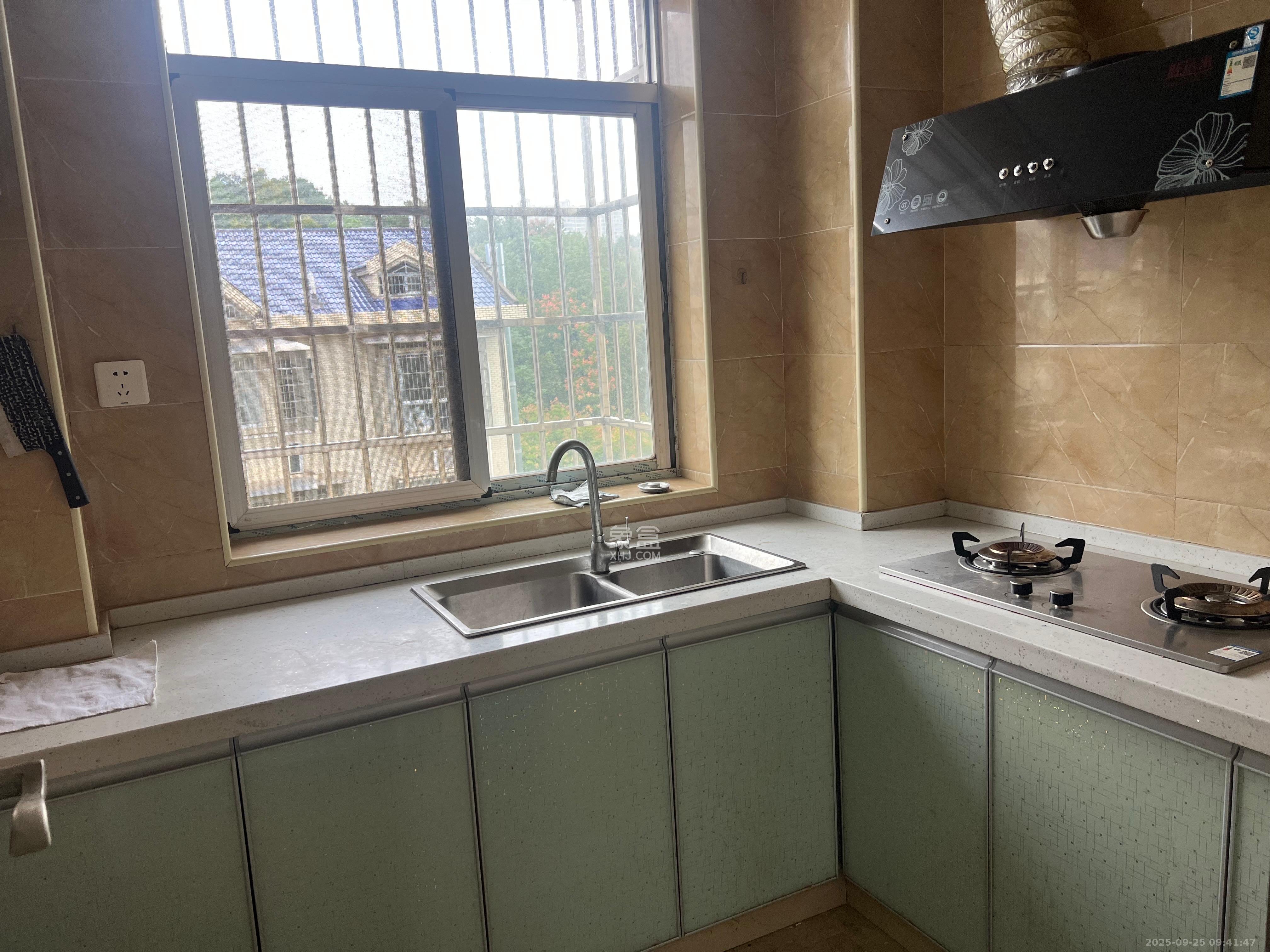 金谷小区  2室2厅1卫    1600.0元/月室内图