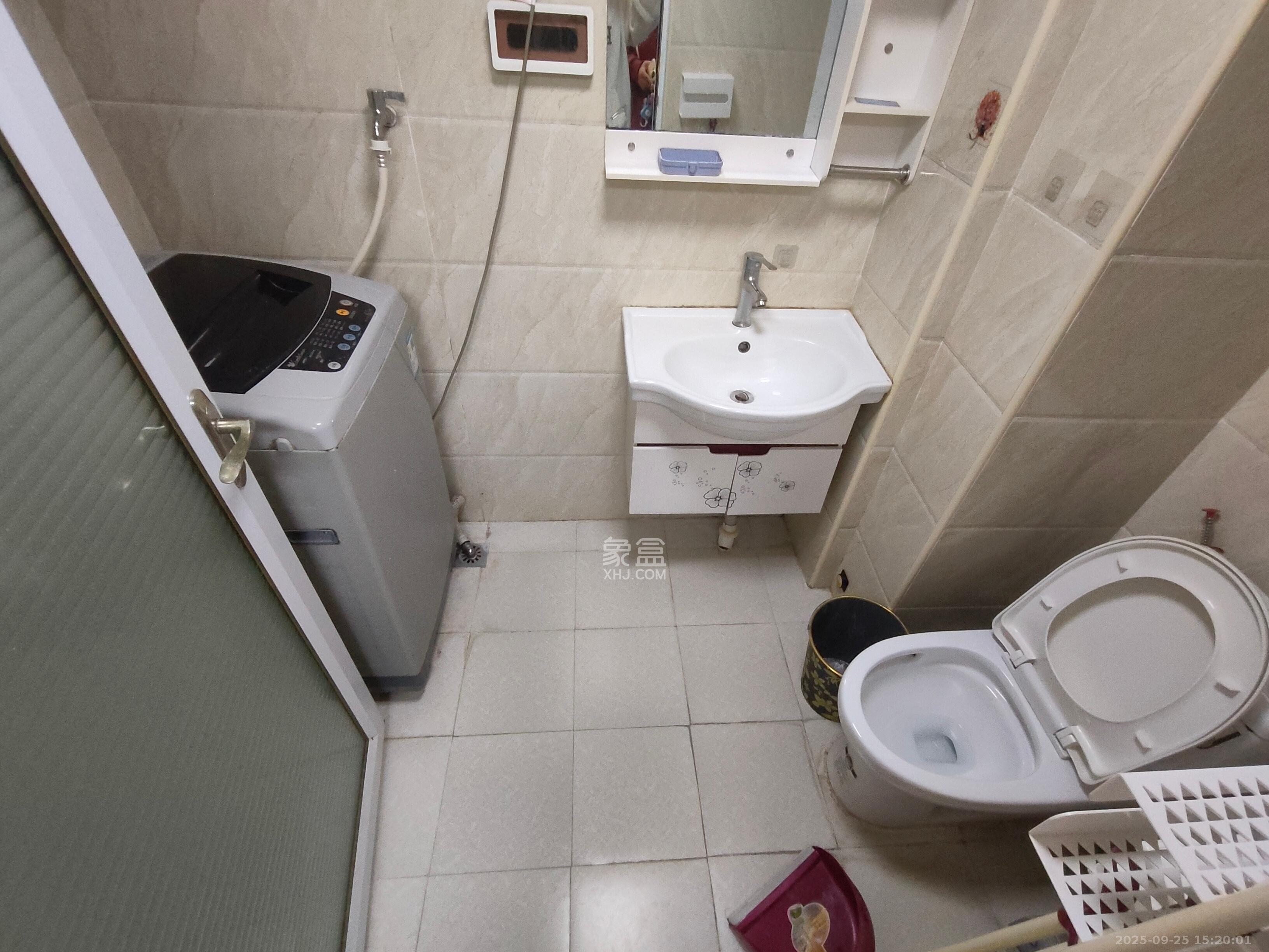 永林小时代  1室1厅1卫    1400.0元/月室内图