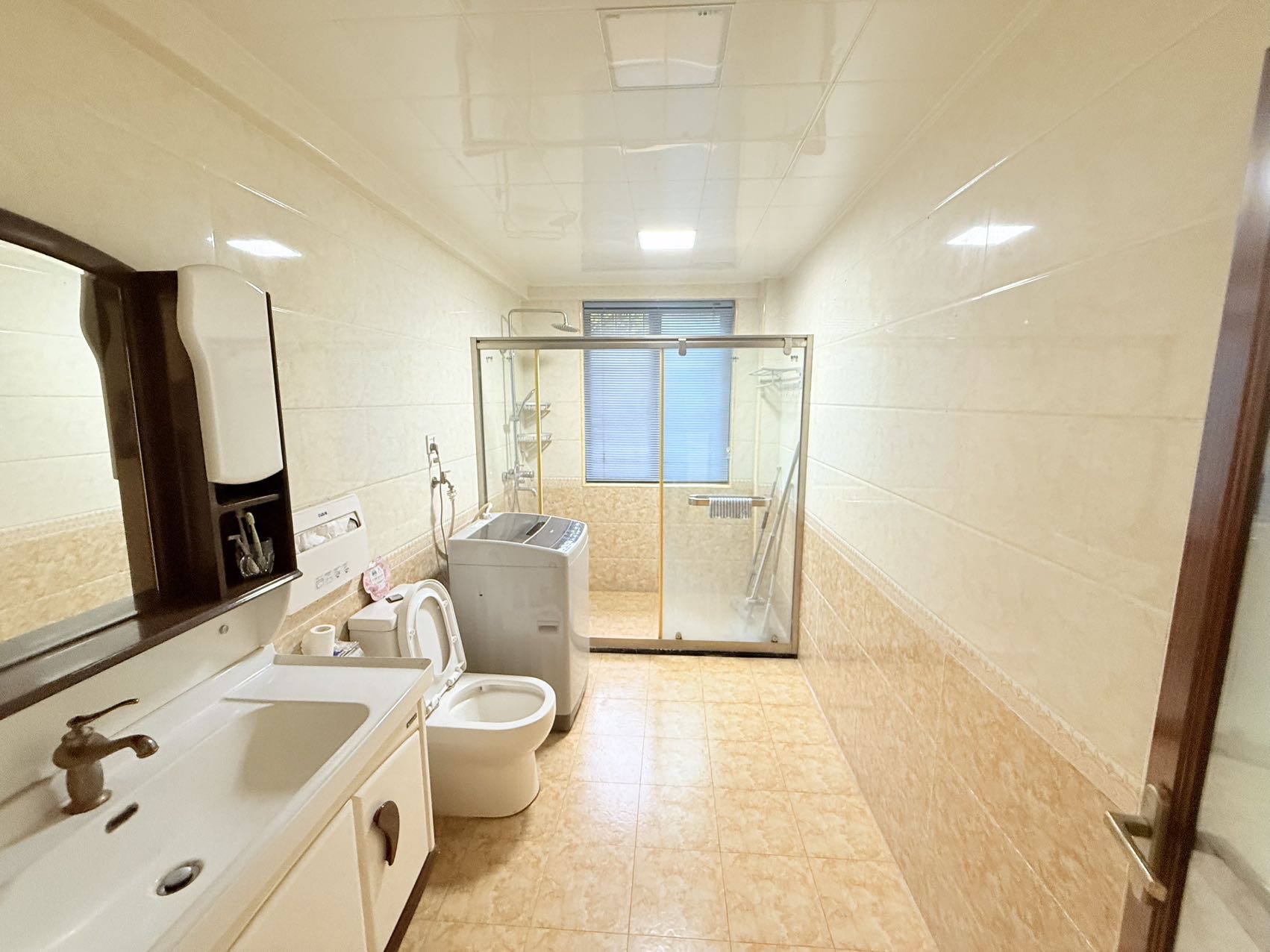 丹玺流泉 8室3厅3卫 12000.0元/月 丹玺流泉 8室3厅3卫 12000.0元/月室内图