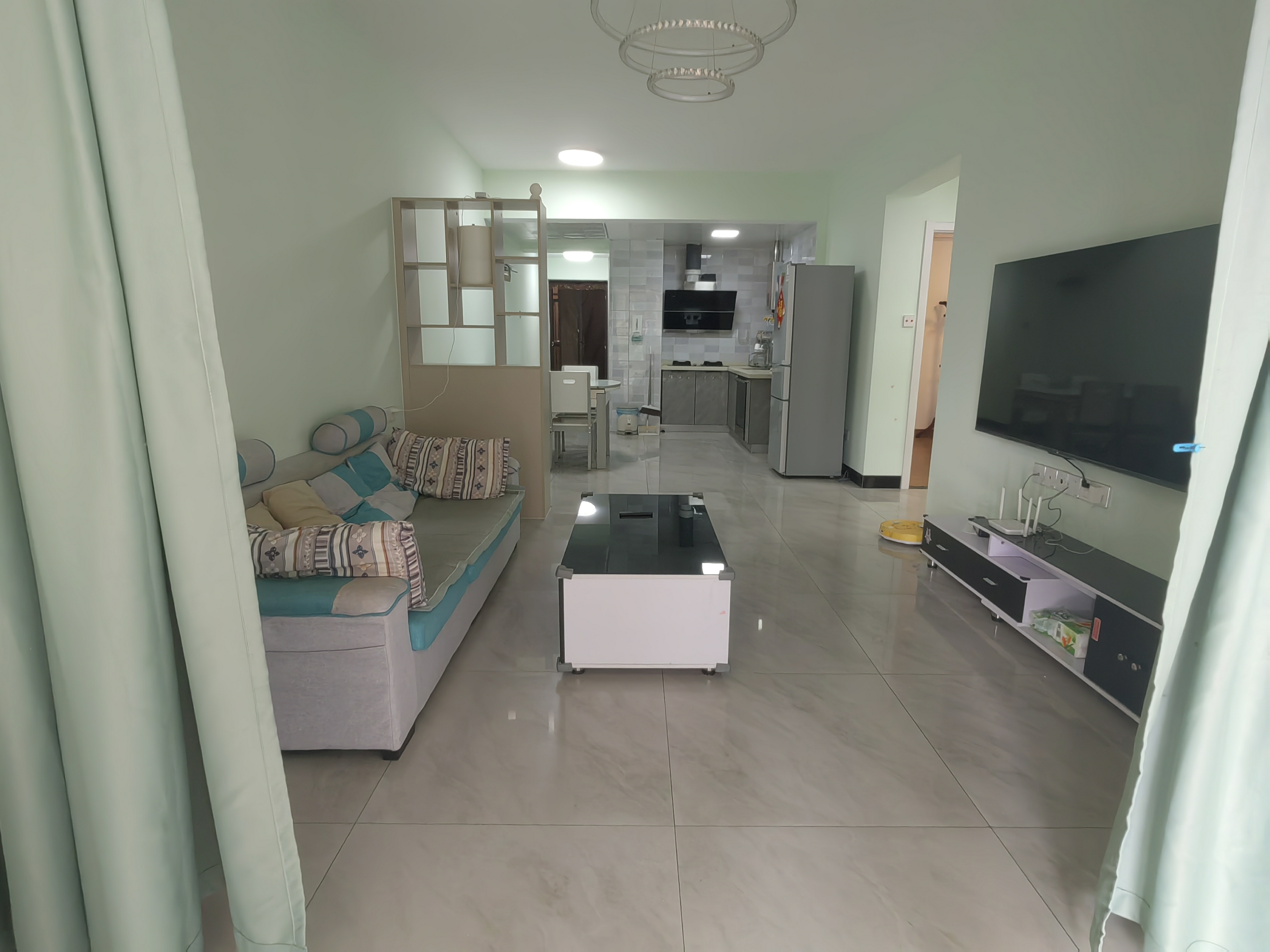 伊泰天骄二期 2室2厅1卫 1900.0元/月 伊泰天骄二期 2室2厅1卫 1900.0元/月室内图