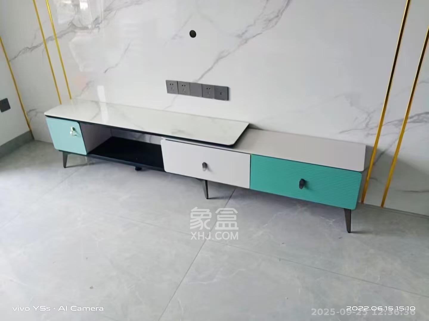 和润园三期 3室2厅1卫 2500.0元/月 和润园三期 3室2厅1卫 2500.0元/月室内图