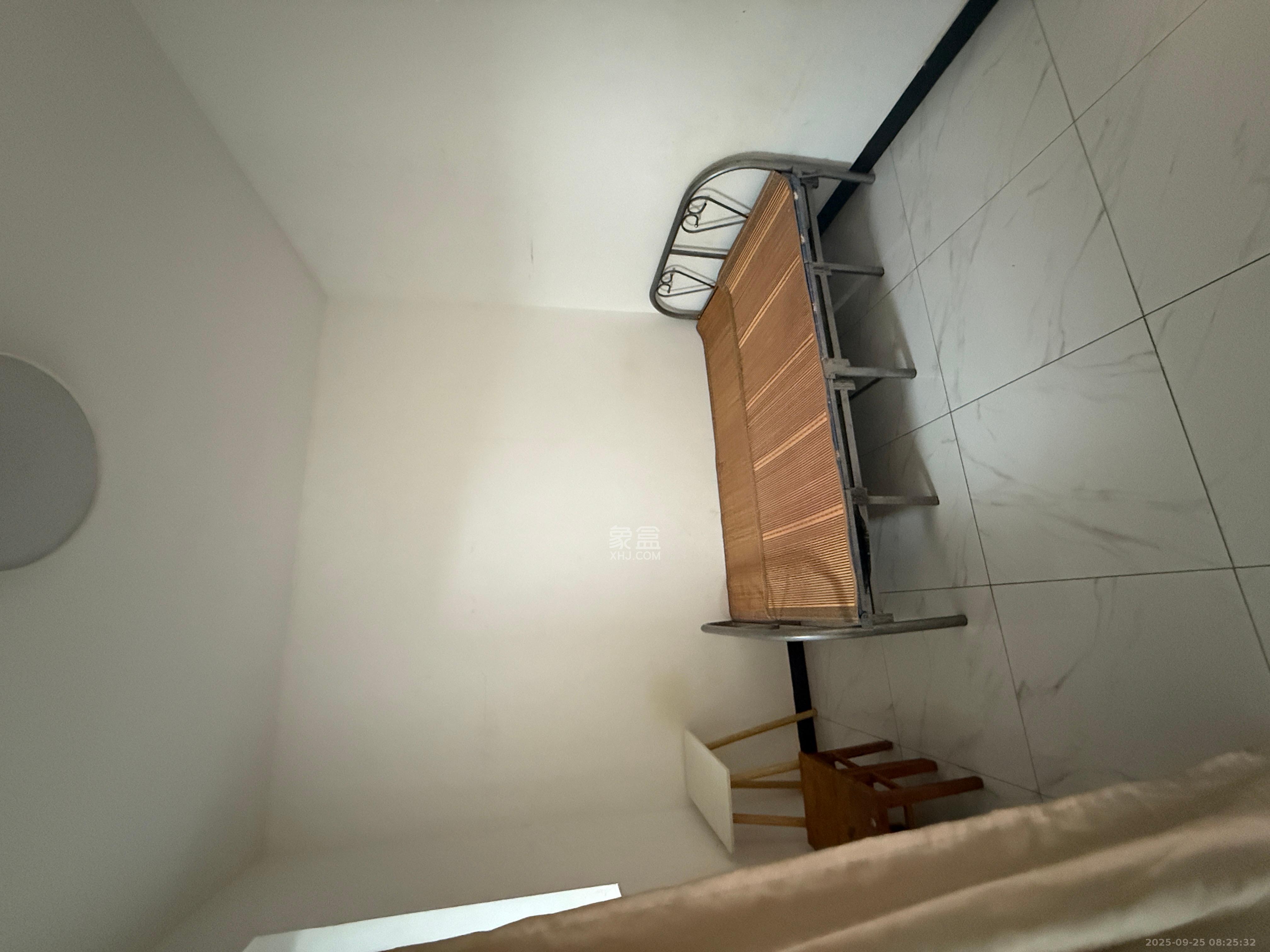 动力南苑 1室0厅0卫 1600.0元/月 动力南苑 1室0厅0卫 1600.0元/月室内图