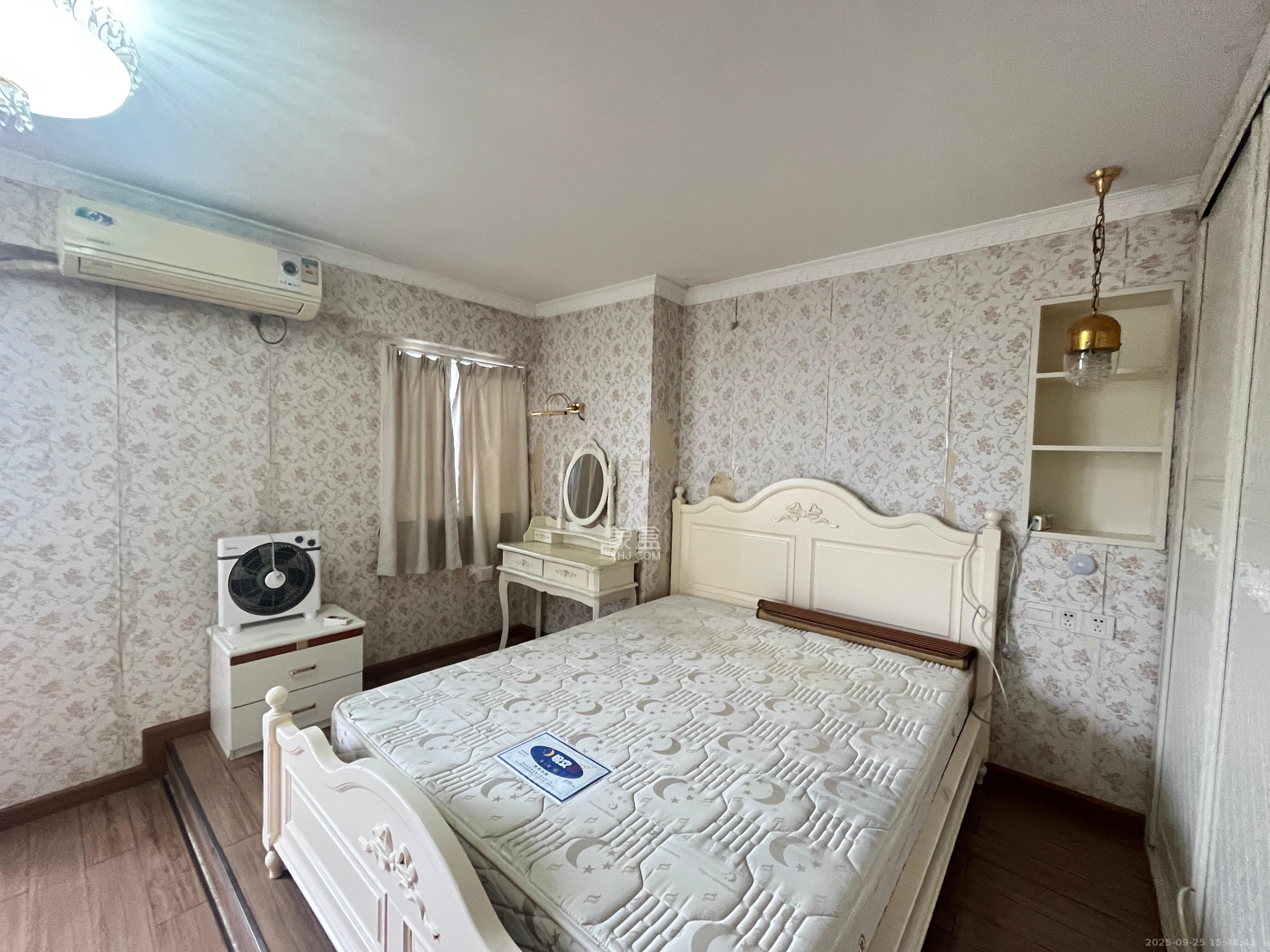 宏景名厦  2室1厅1卫    2100.0元/月 宏景名厦  2室1厅1卫    2100.0元/月室内图