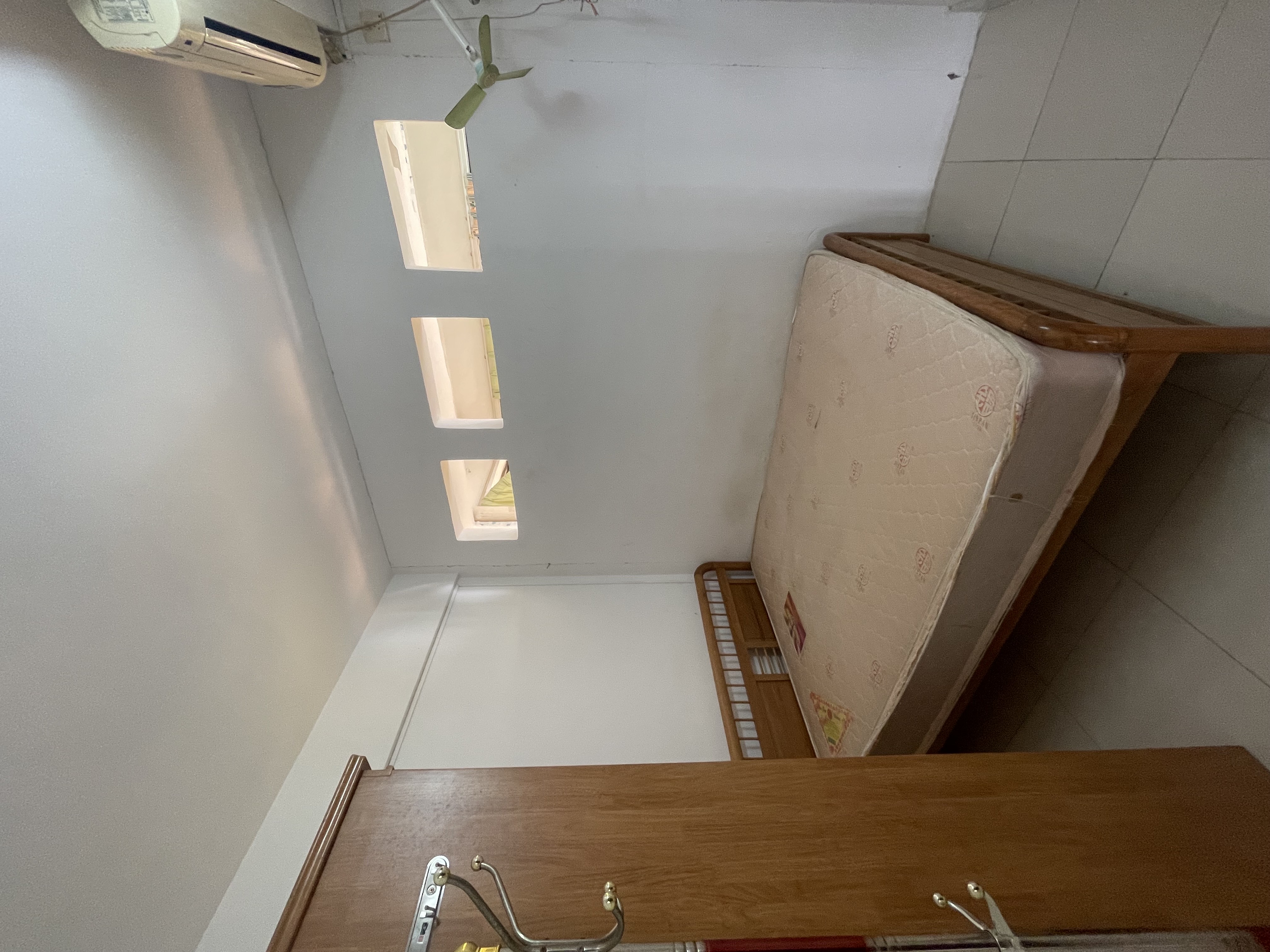 金鹿花园一期 3室2厅1卫 2000.0元/月 金鹿花园一期 3室2厅1卫 2000.0元/月室内图