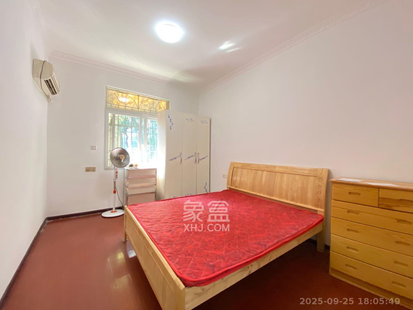 长沙理工大学教职工宿舍金盆岭住宅区(芙蓉路) 2室1厅1卫 1700.0元/月 长沙理工大学教职工宿舍金盆岭住宅区(芙蓉路) 2室1厅1卫 1700.0元/月室内图