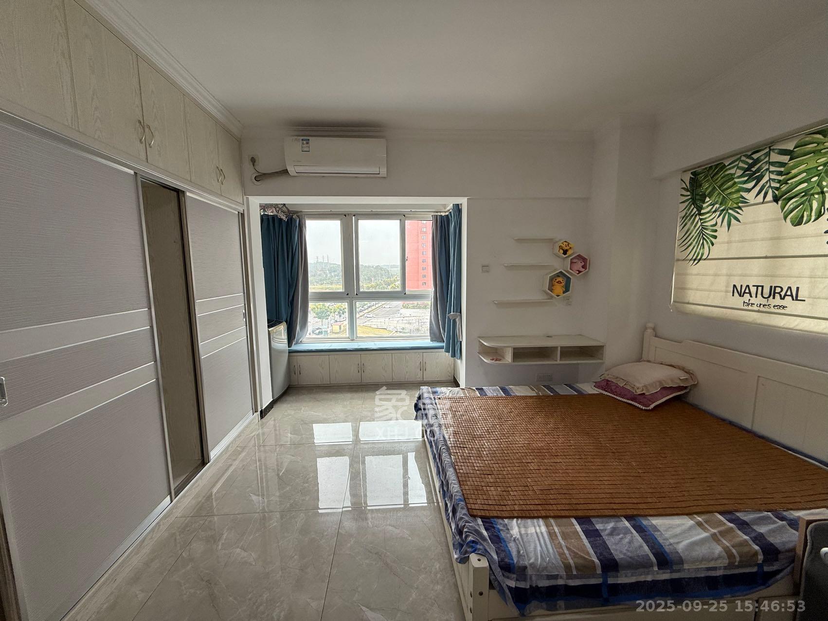 五矿紫湖香醍  1室1厅1卫    1200.0元/月室内图