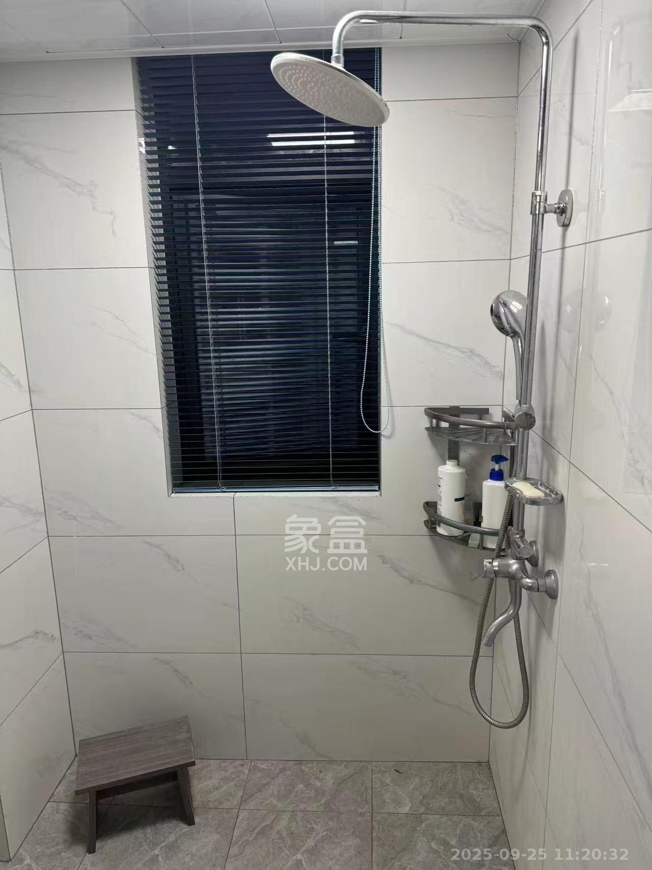 盛地东方芯府  3室2厅2卫    2200.0元/月室内图