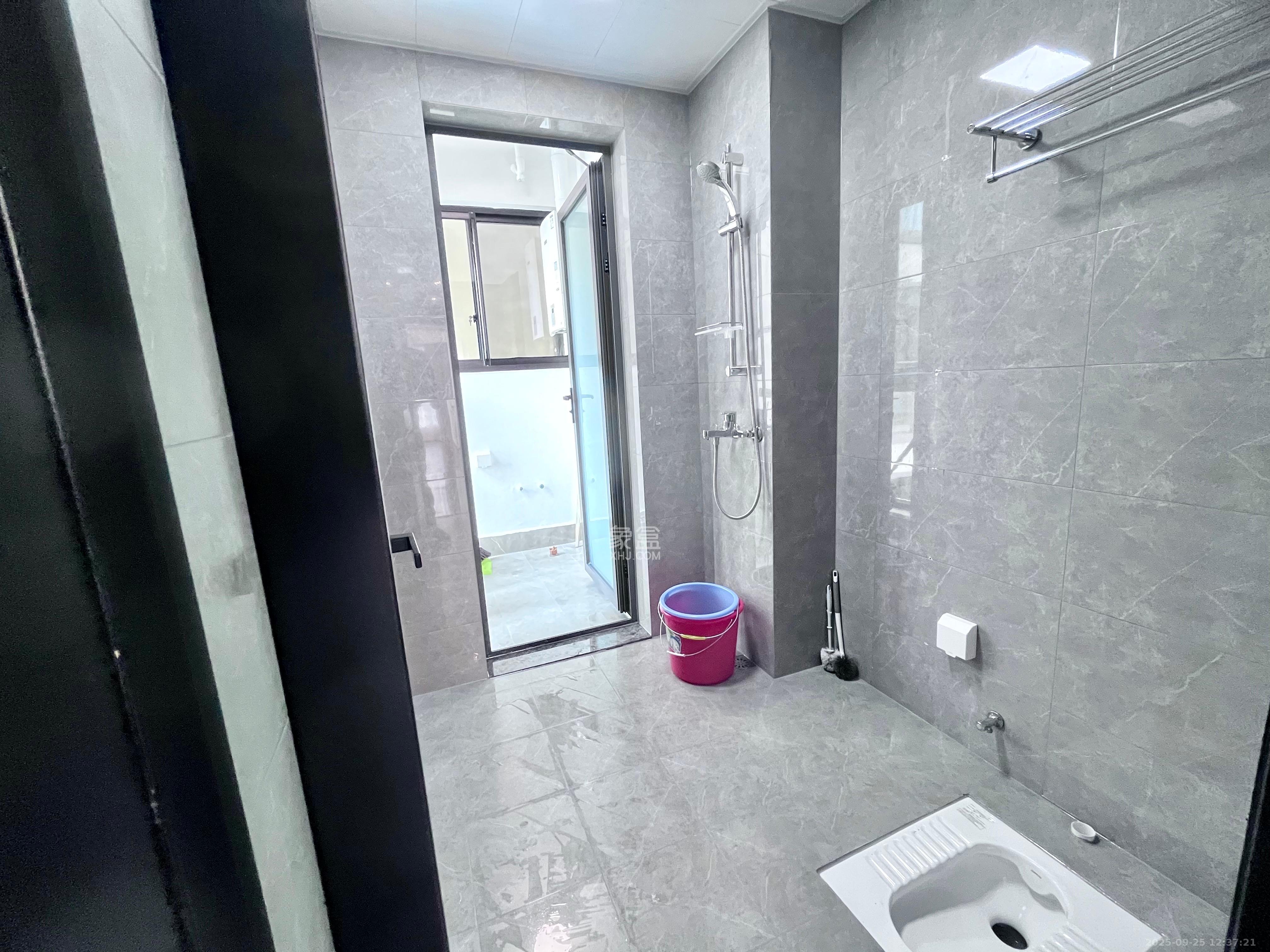 北辰瀚江府 3室2厅2卫 7000.0元/月 北辰瀚江府 3室2厅2卫 7000.0元/月室内图