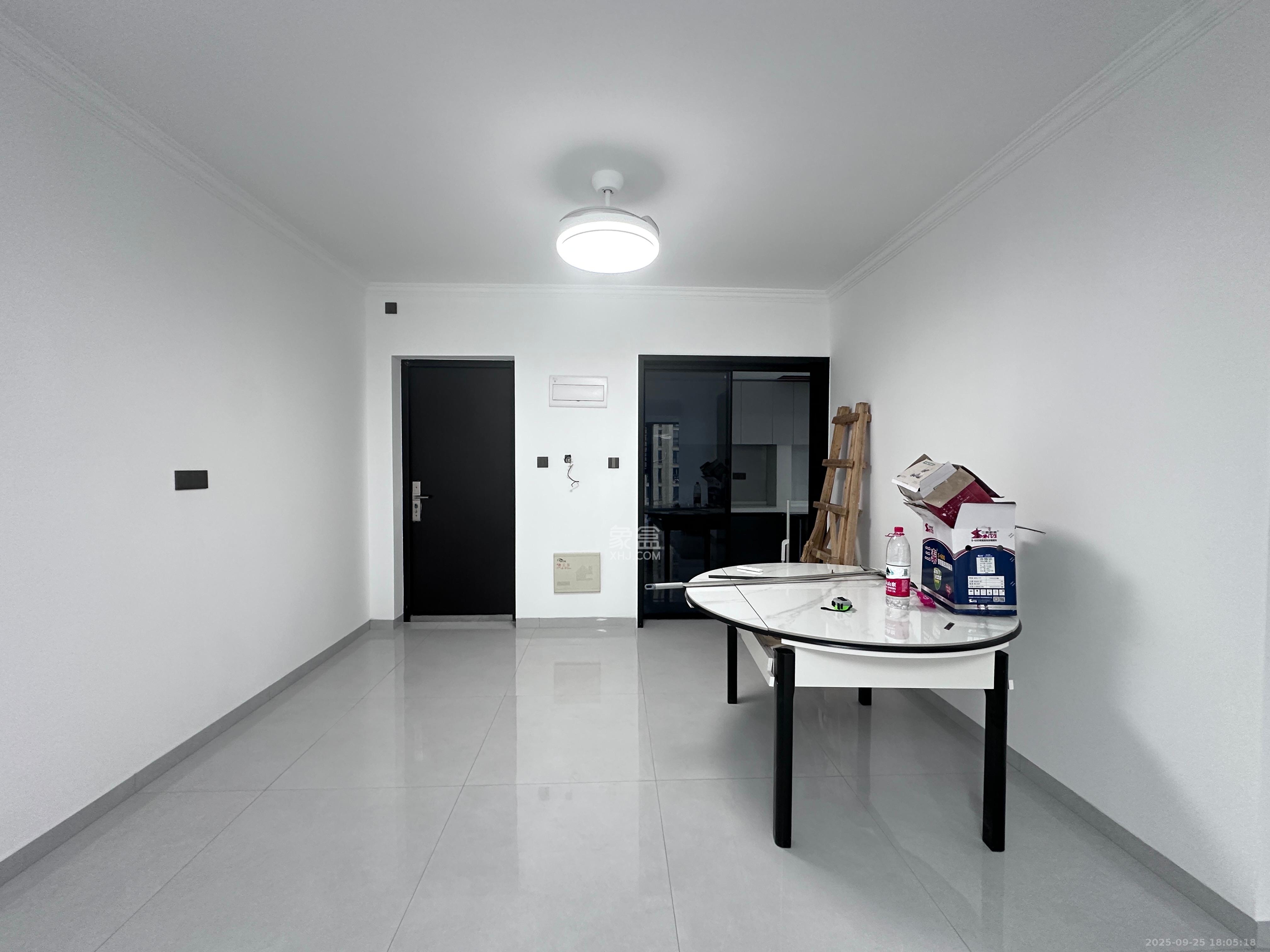 融创融公馆(融创臻苑) 1室0厅0卫 2500.0元/月 融创融公馆(融创臻苑) 1室0厅0卫 2500.0元/月室内图