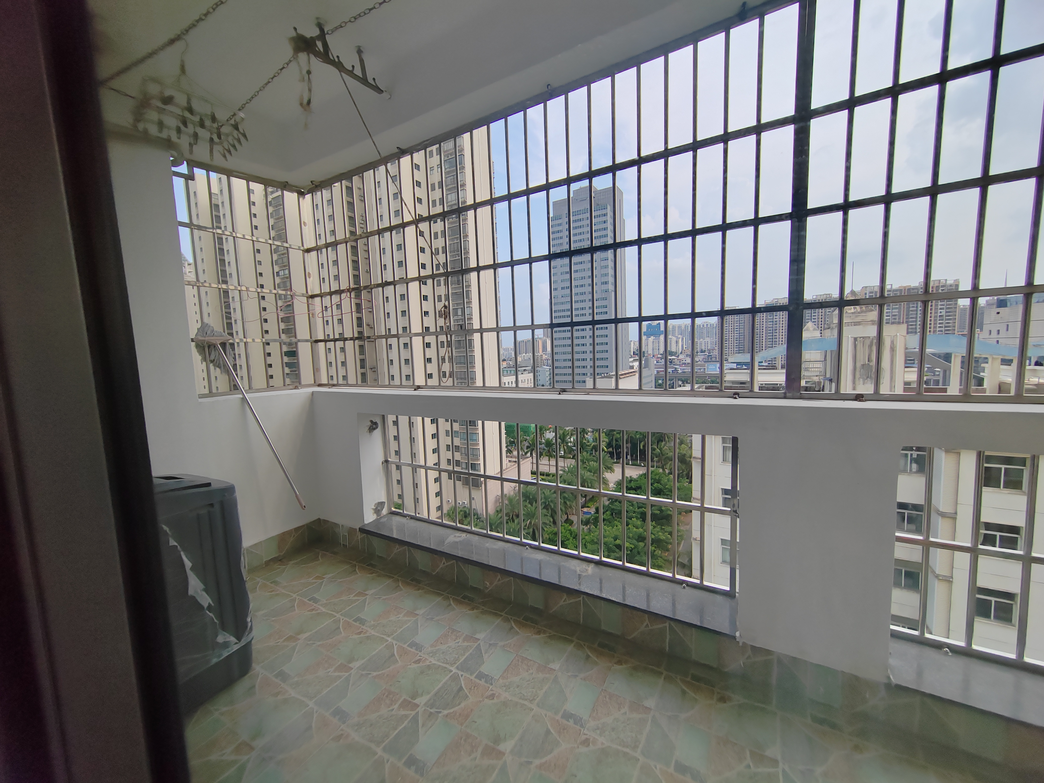 沁雅家园 3室2厅2卫 2700.0元/月 沁雅家园 3室2厅2卫 2700.0元/月室内图