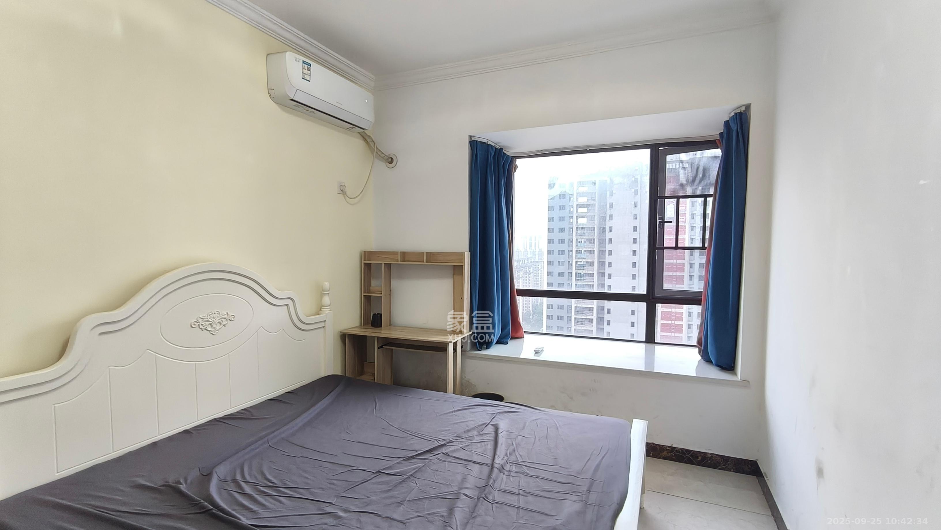 光明E城 3室2厅1卫 2600.0元/月 光明E城 3室2厅1卫 2600.0元/月室内图