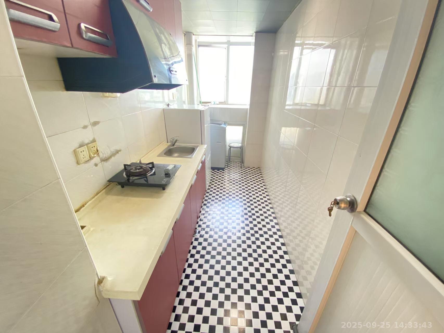 中远公馆  1室1厅1卫    1300.0元/月室内图