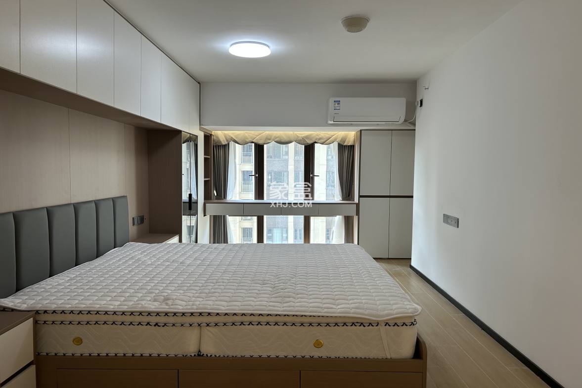 海航豪庭南苑  1室1厅2卫    3600.0元/月 海航豪庭南苑  1室1厅2卫    3600.0元/月室内图