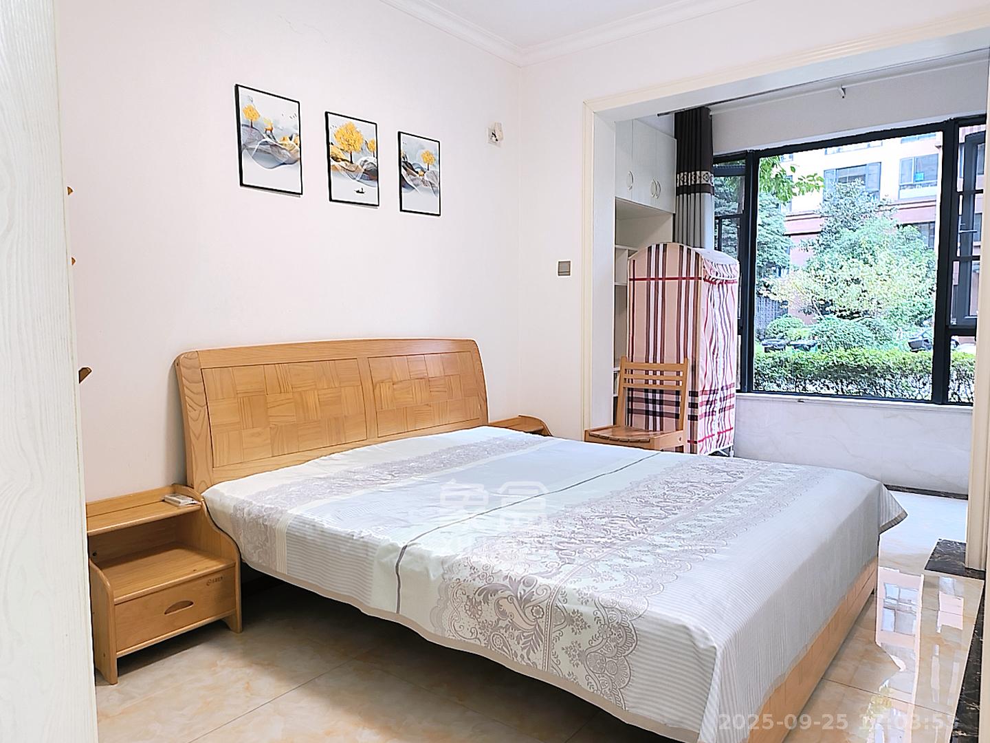 怡海星城 2室2厅1卫 1900.0元/月 怡海星城 2室2厅1卫 1900.0元/月室内图