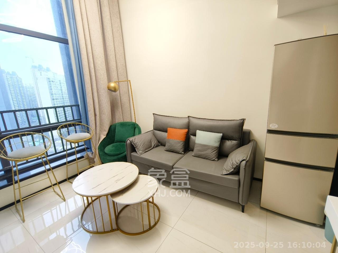 藏珑湖上公馆  1室0厅0卫    2100.0元/月室内图