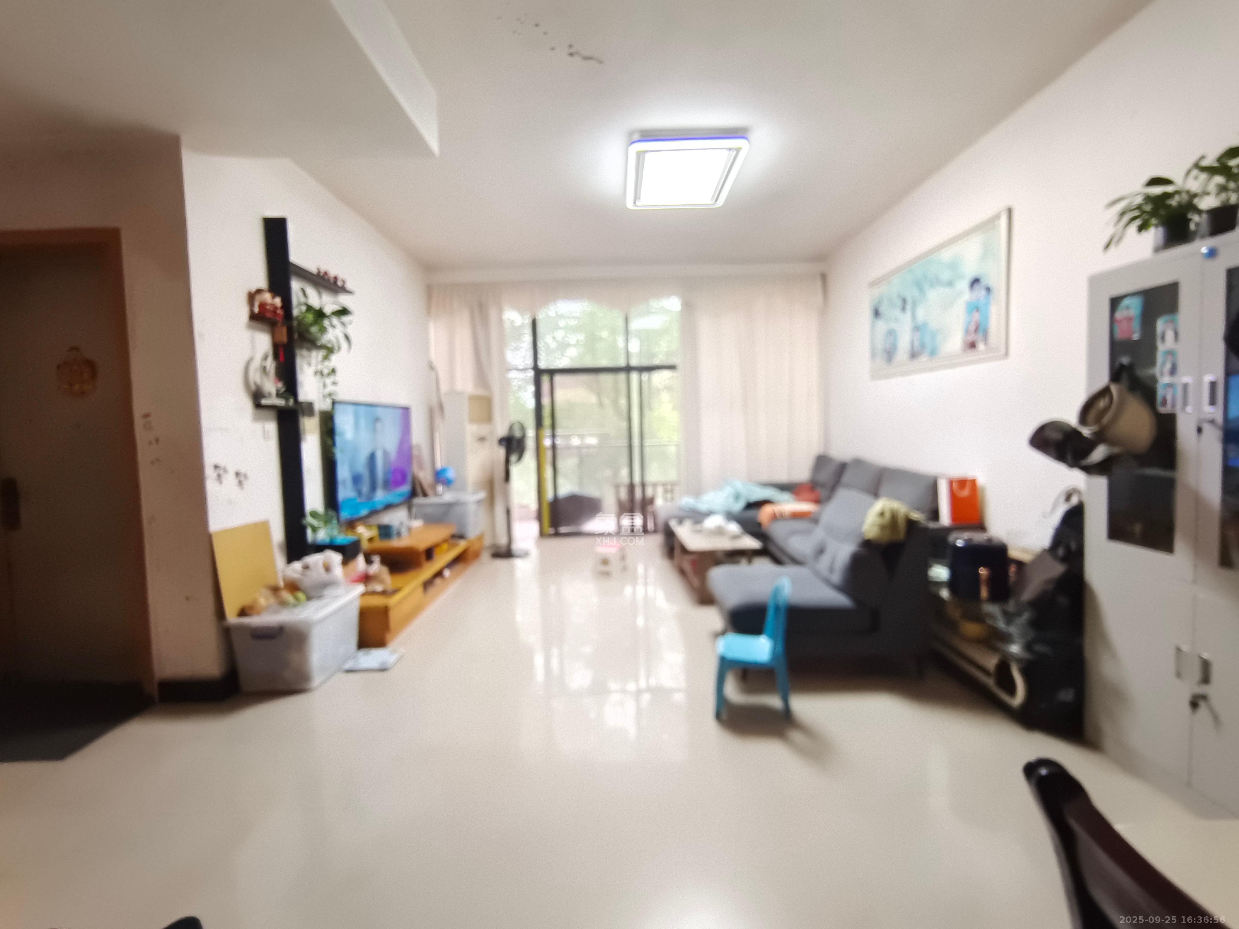 阳光100一期、四五期 4室2厅2卫 4300.0元/月 阳光100一期、四五期 4室2厅2卫 4300.0元/月室内图