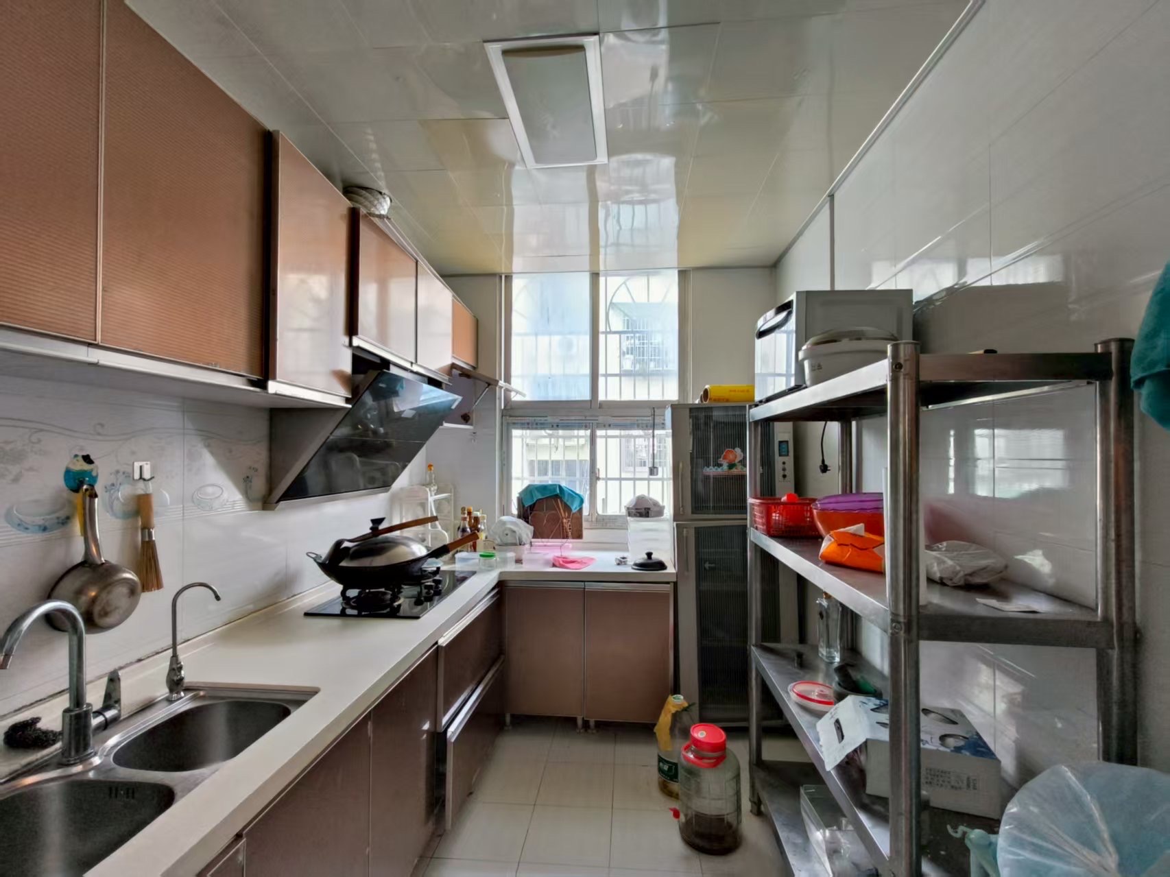 五金建材市场一期 4室2厅2卫 1666.0元/月 五金建材市场一期 4室2厅2卫 1666.0元/月室内图