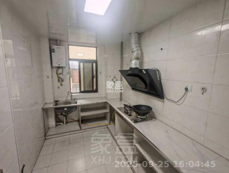 武广国际学苑 3室2厅2卫 2200.0元/月 武广国际学苑 3室2厅2卫 2200.0元/月室内图