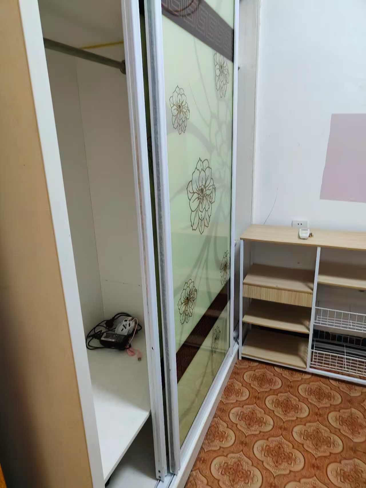 尚邦彩霞满天  1室1厅1卫   2100.00元/月室内图