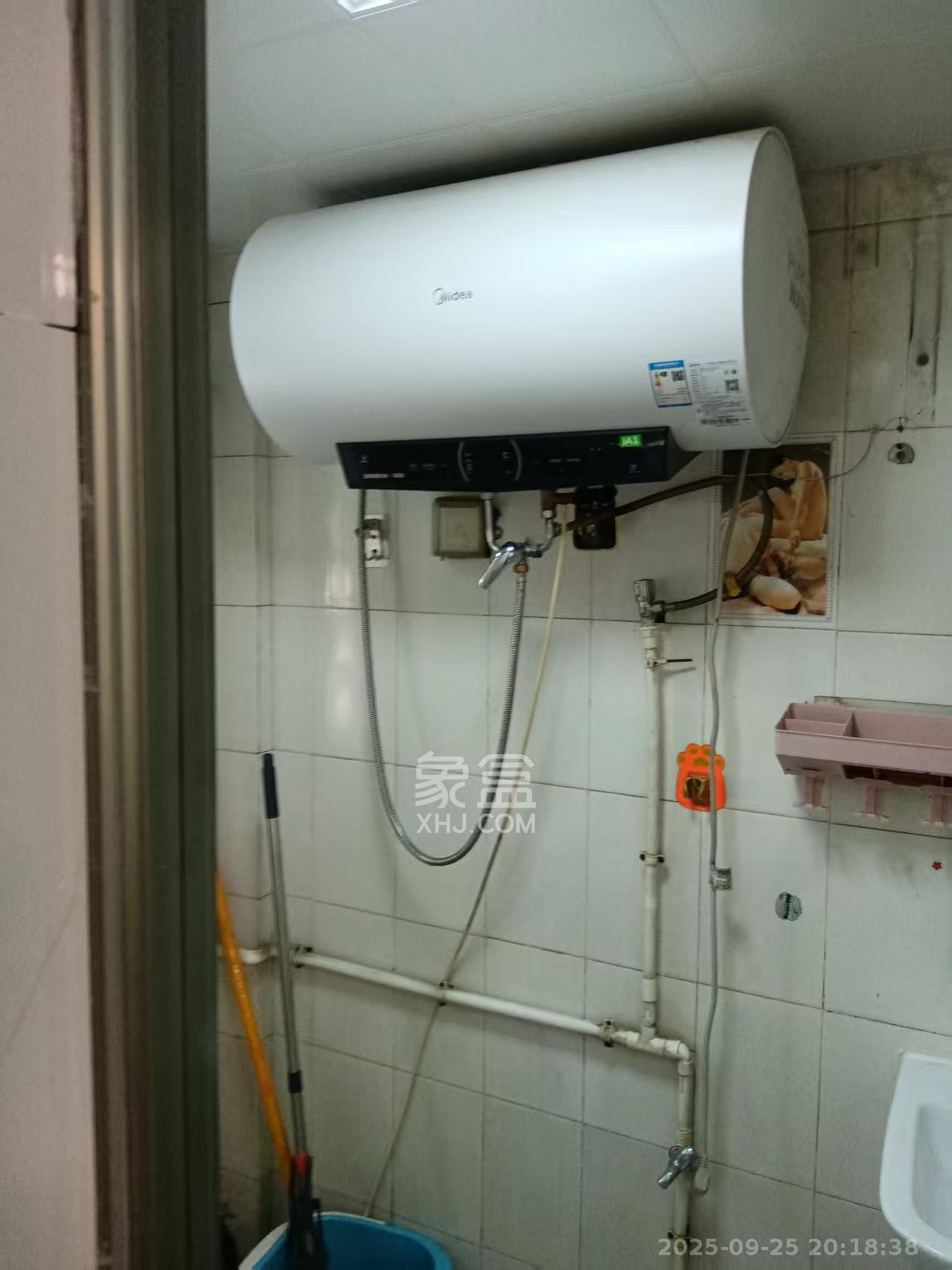 扬帆小区  2室1厅1卫   1700.00元/月室内图