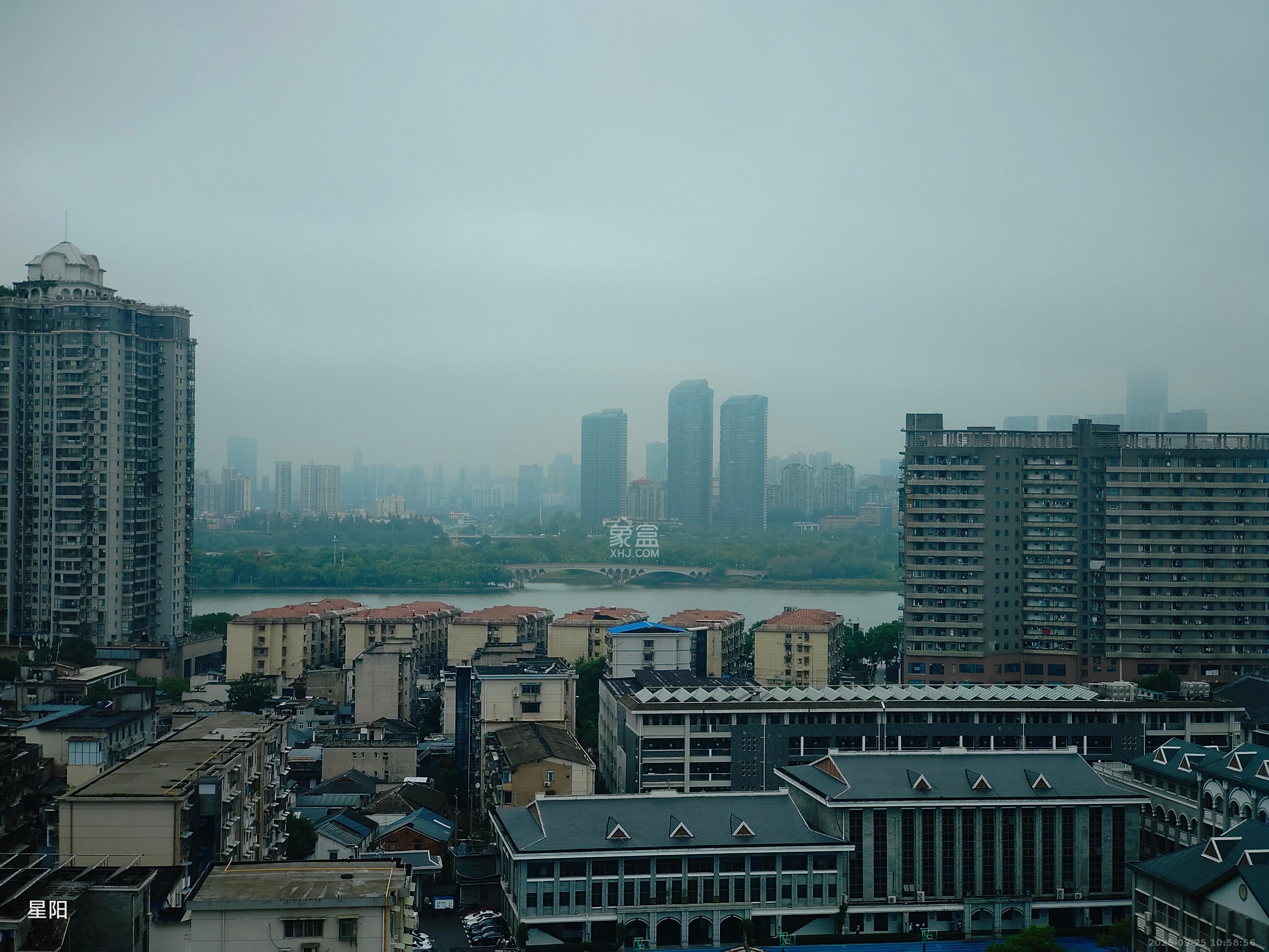 华润置地中心  1室1厅1卫    2200.0元/月室内图