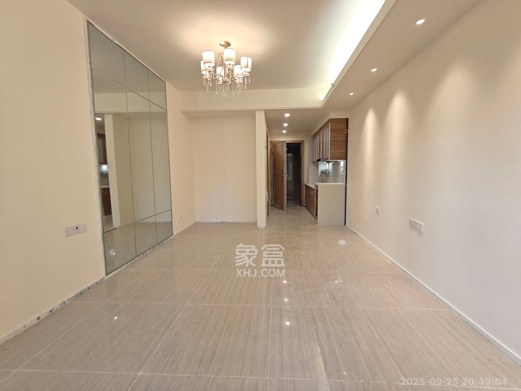 恒大清澜苑（恒大御景半岛四期）  1室1厅1卫    1500.0元/月室内图