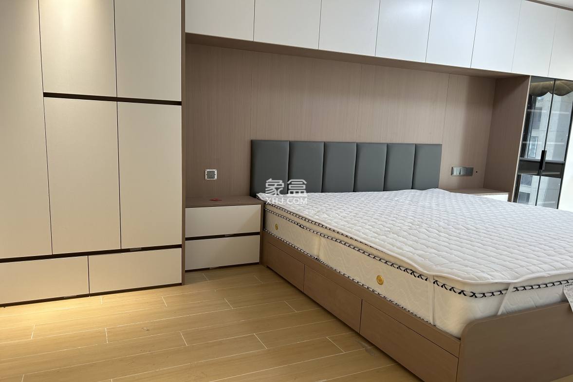 海航豪庭南苑  1室1厅2卫    3600.0元/月 海航豪庭南苑  1室1厅2卫    3600.0元/月室内图