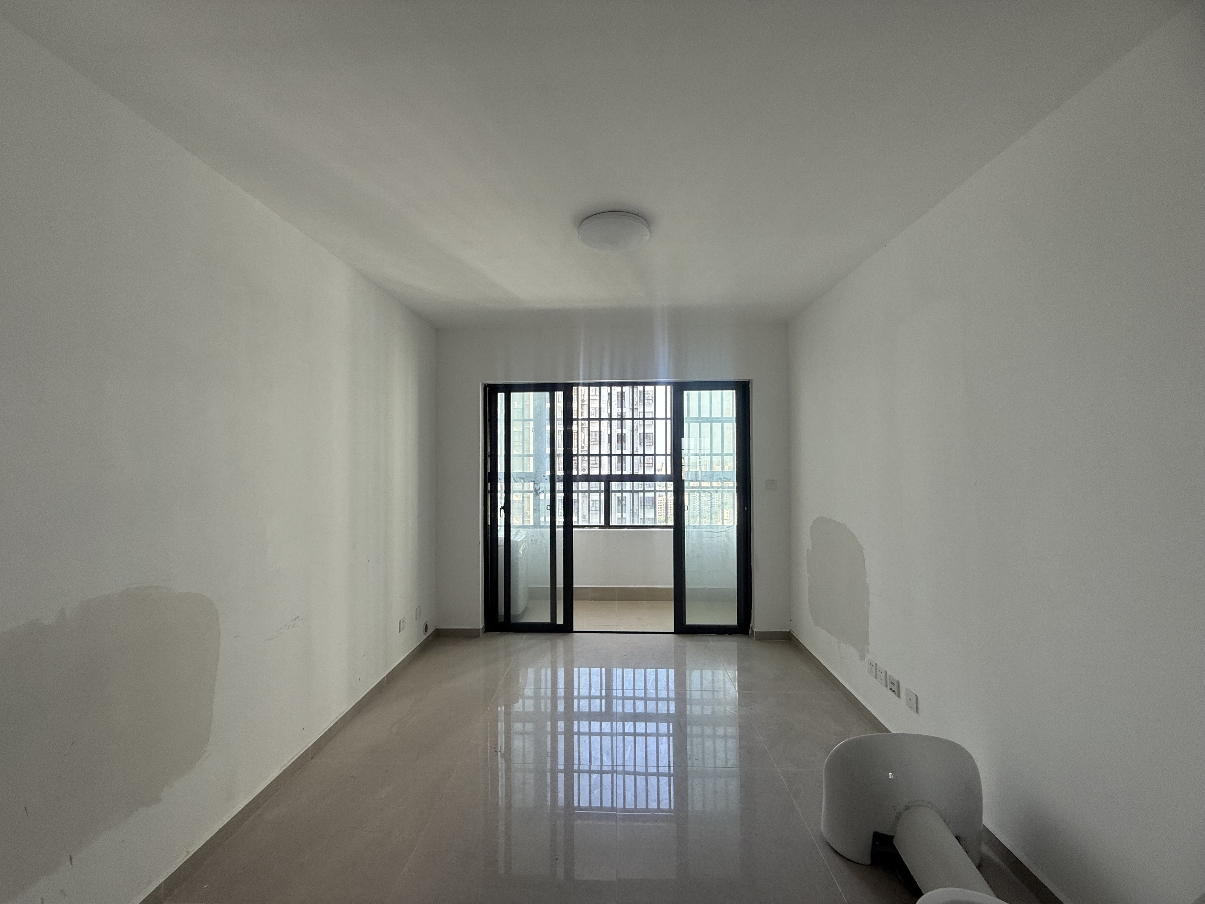 中交夏瑶雅苑 3室2厅1卫 2700.0元/月 中交夏瑶雅苑 3室2厅1卫 2700.0元/月室内图