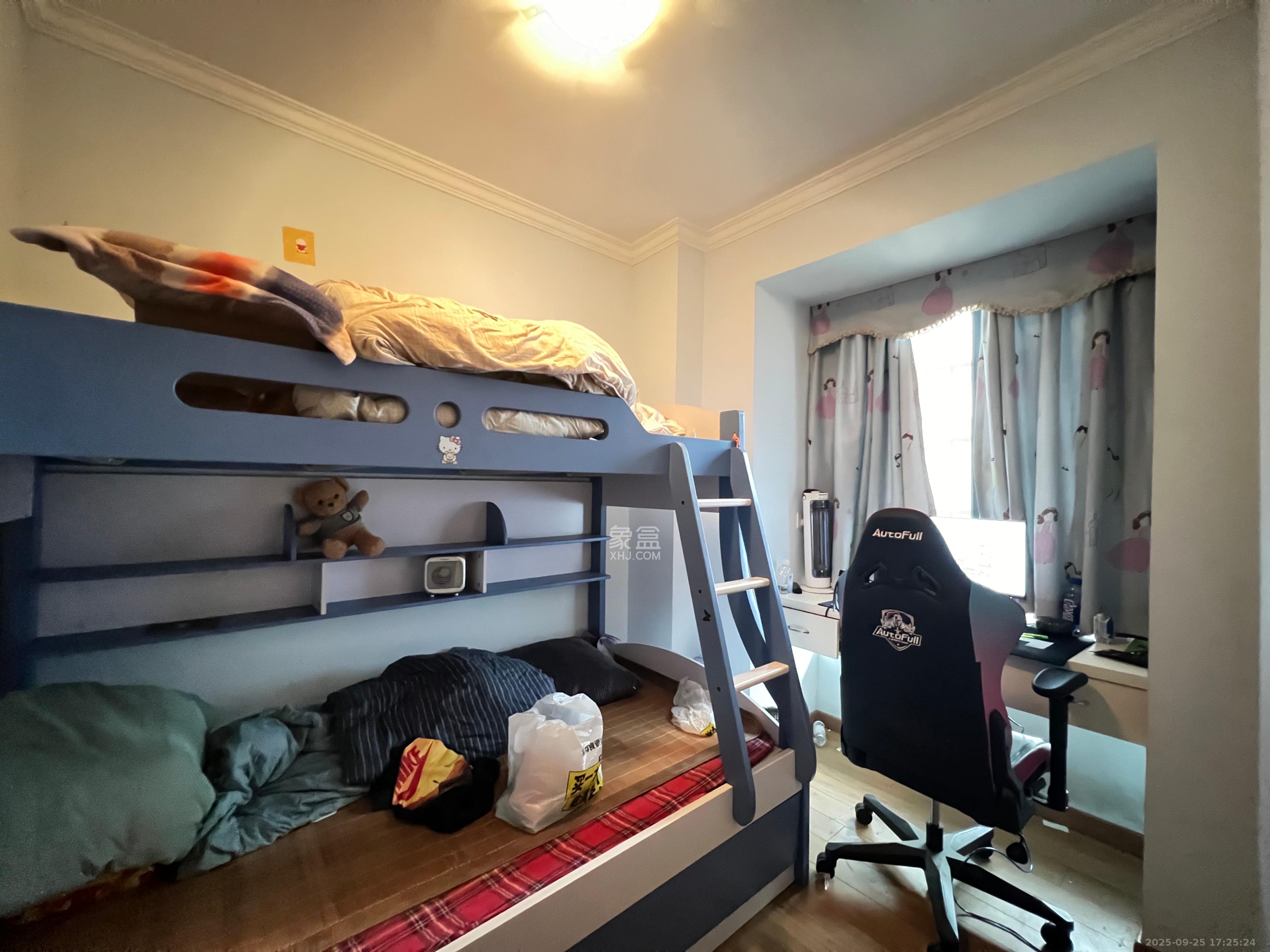 保利麓谷林语C区 3室2厅1卫 2400.0元/月 保利麓谷林语C区 3室2厅1卫 2400.0元/月室内图