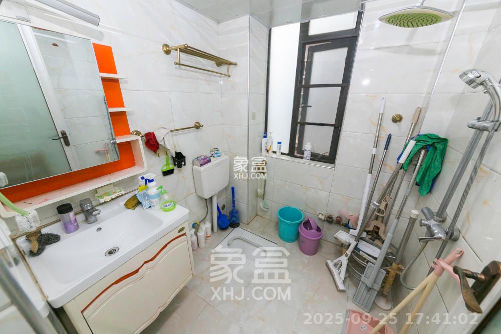 长城水郡  2室2厅1卫    1800.0元/月室内图