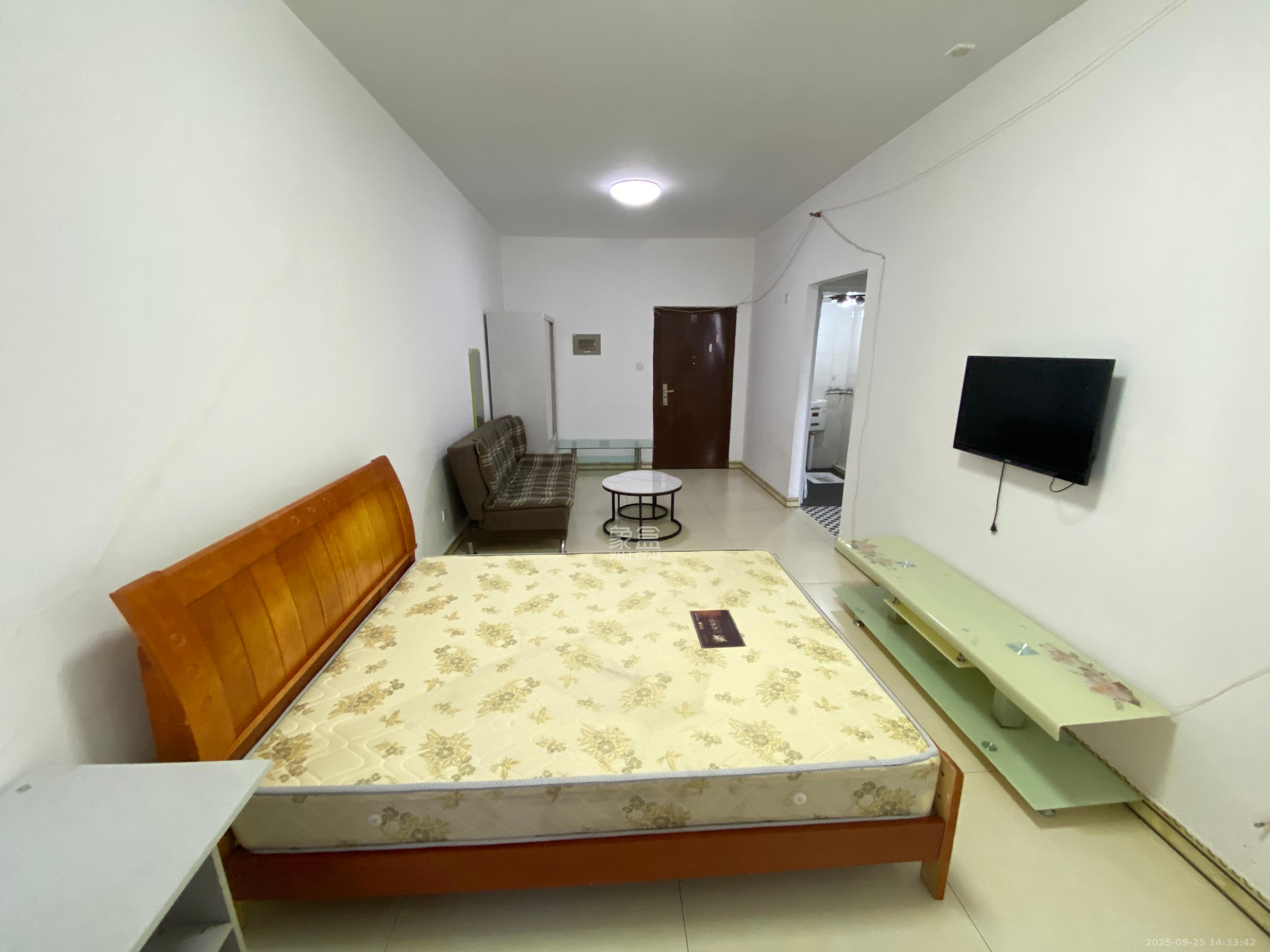 中远公馆  1室1厅1卫    1300.0元/月室内图