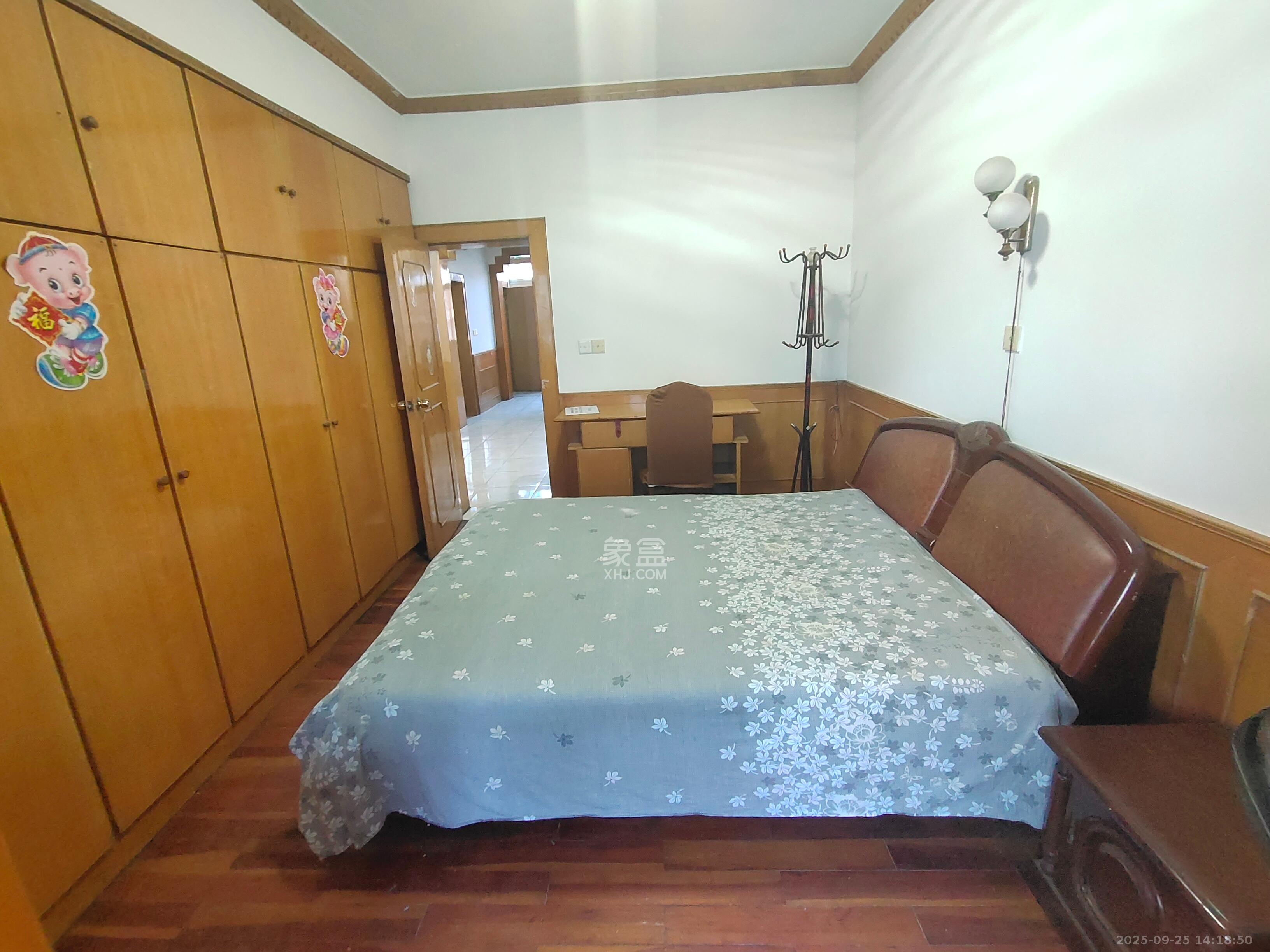 轴承厂宿舍 2室2厅1卫 1680.0元/月 轴承厂宿舍 2室2厅1卫 1680.0元/月室内图