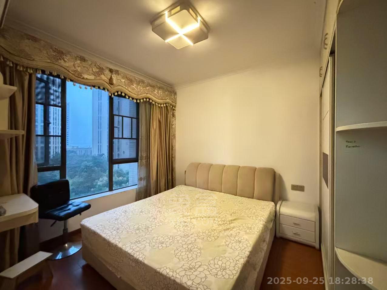 中泰财富湘江 3室1厅1卫 2200.0元/月 中泰财富湘江 3室1厅1卫 2200.0元/月室内图