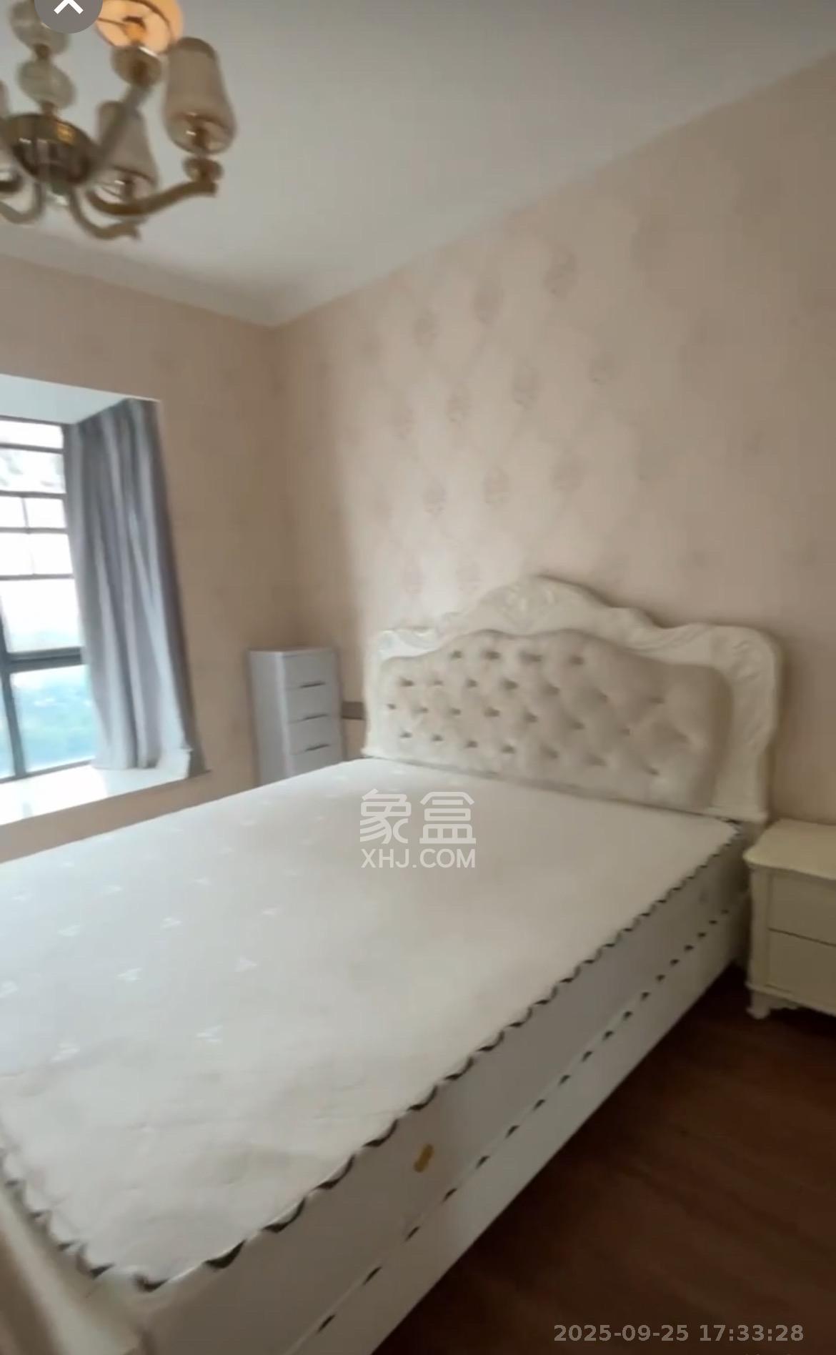 中欣楚天雅郡 3室2厅2卫 2300.0元/月 中欣楚天雅郡 3室2厅2卫 2300.0元/月室内图