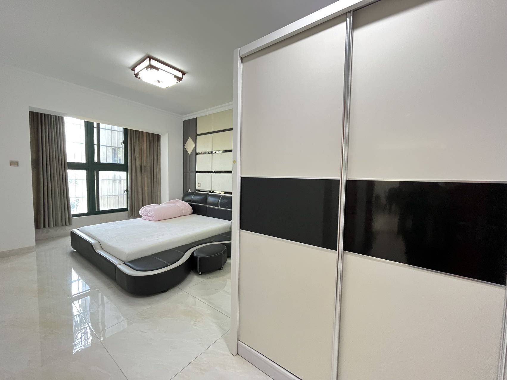 锦江丽都 3室2厅2卫 3500.0元/月 锦江丽都 3室2厅2卫 3500.0元/月室内图