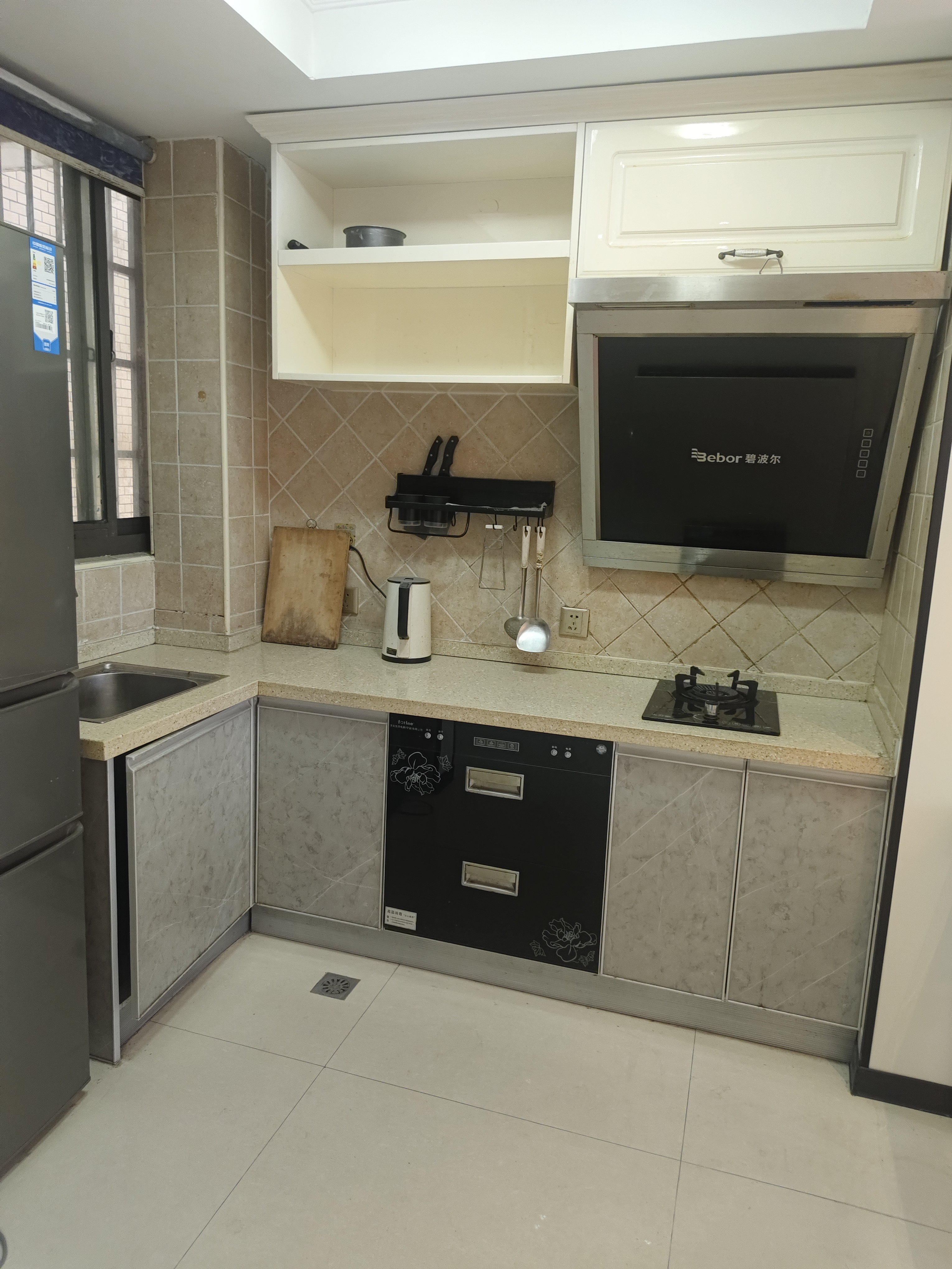 万豪城市花园 2室1厅1卫 2380.0元/月 万豪城市花园 2室1厅1卫 2380.0元/月室内图