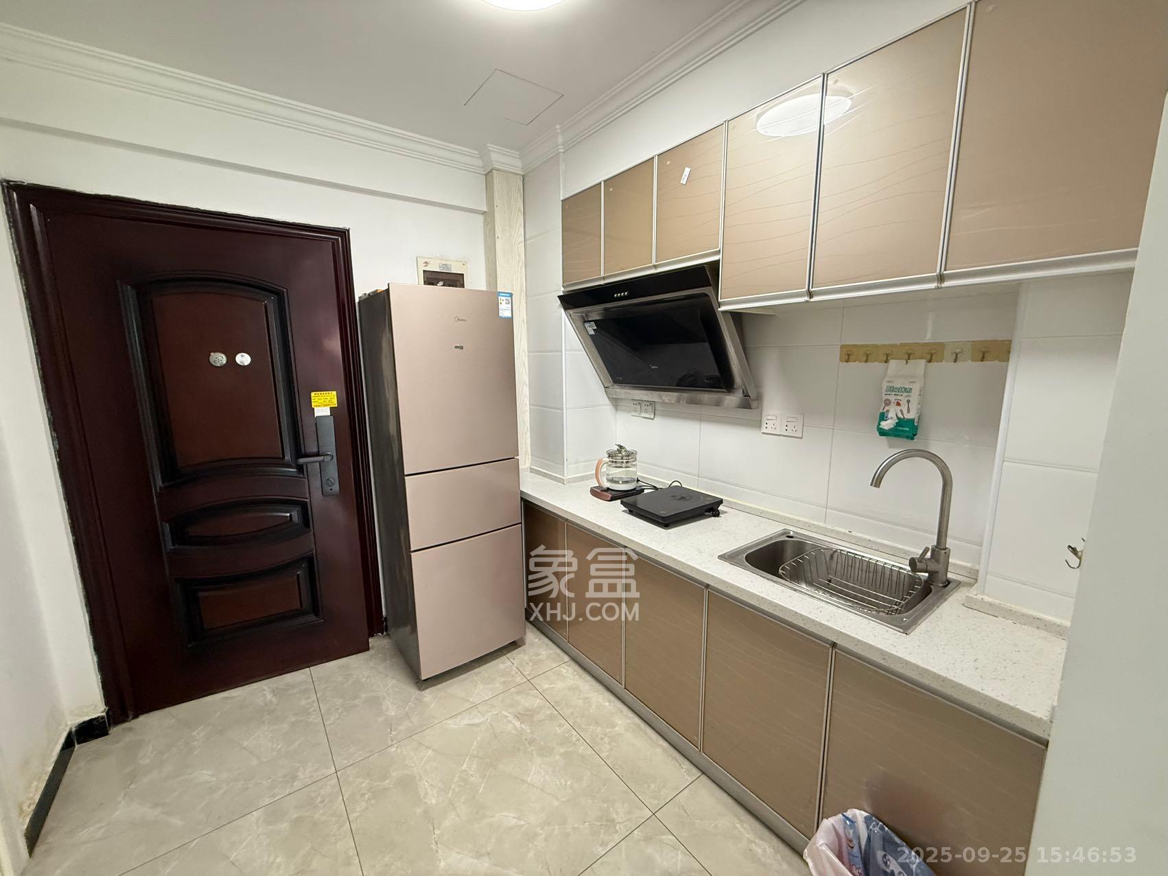 五矿紫湖香醍 1室1厅1卫 1200.0元/月 五矿紫湖香醍 1室1厅1卫 1200.0元/月室内图