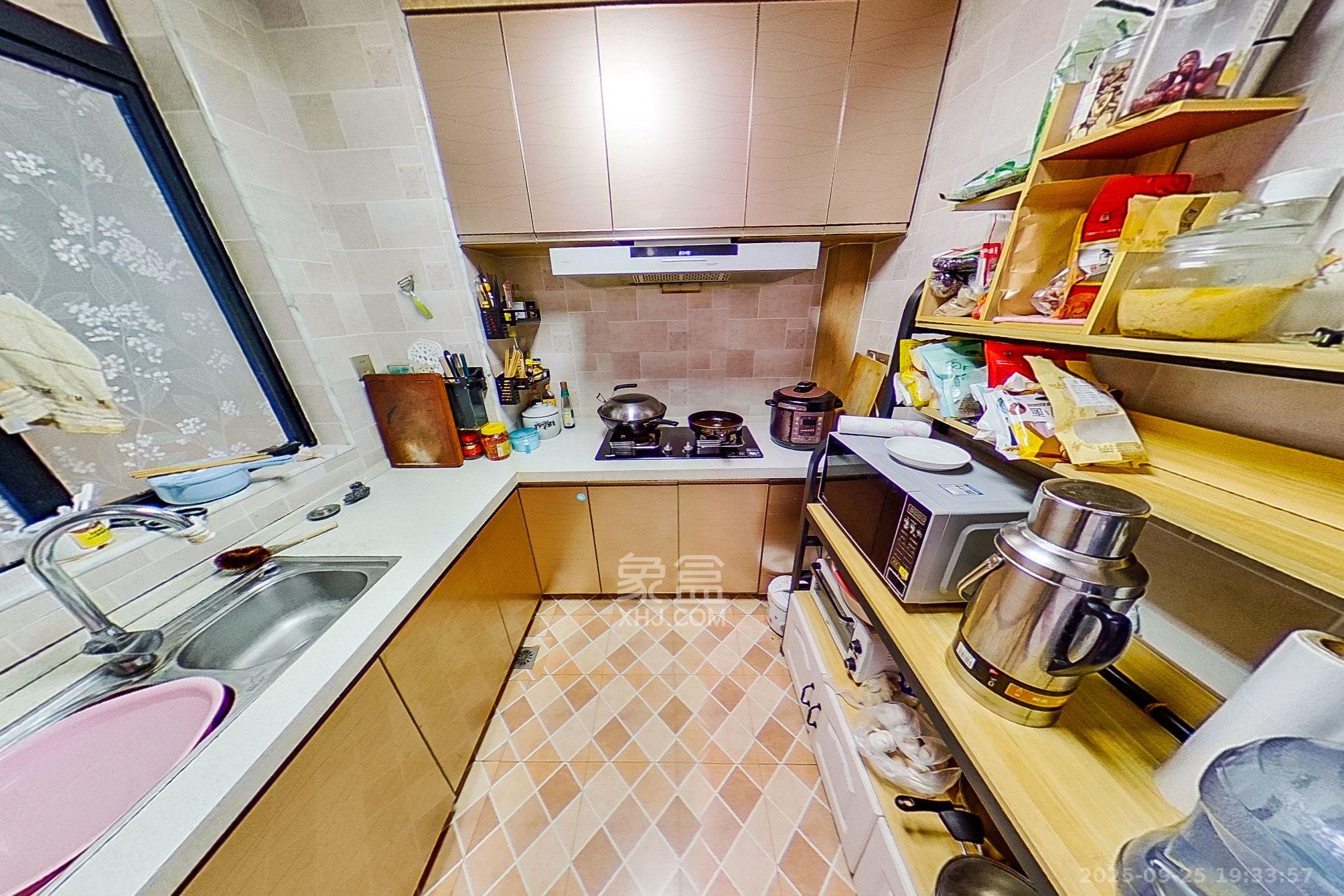 幸福考拉789 3室2厅2卫 2400.0元/月 幸福考拉789 3室2厅2卫 2400.0元/月室内图