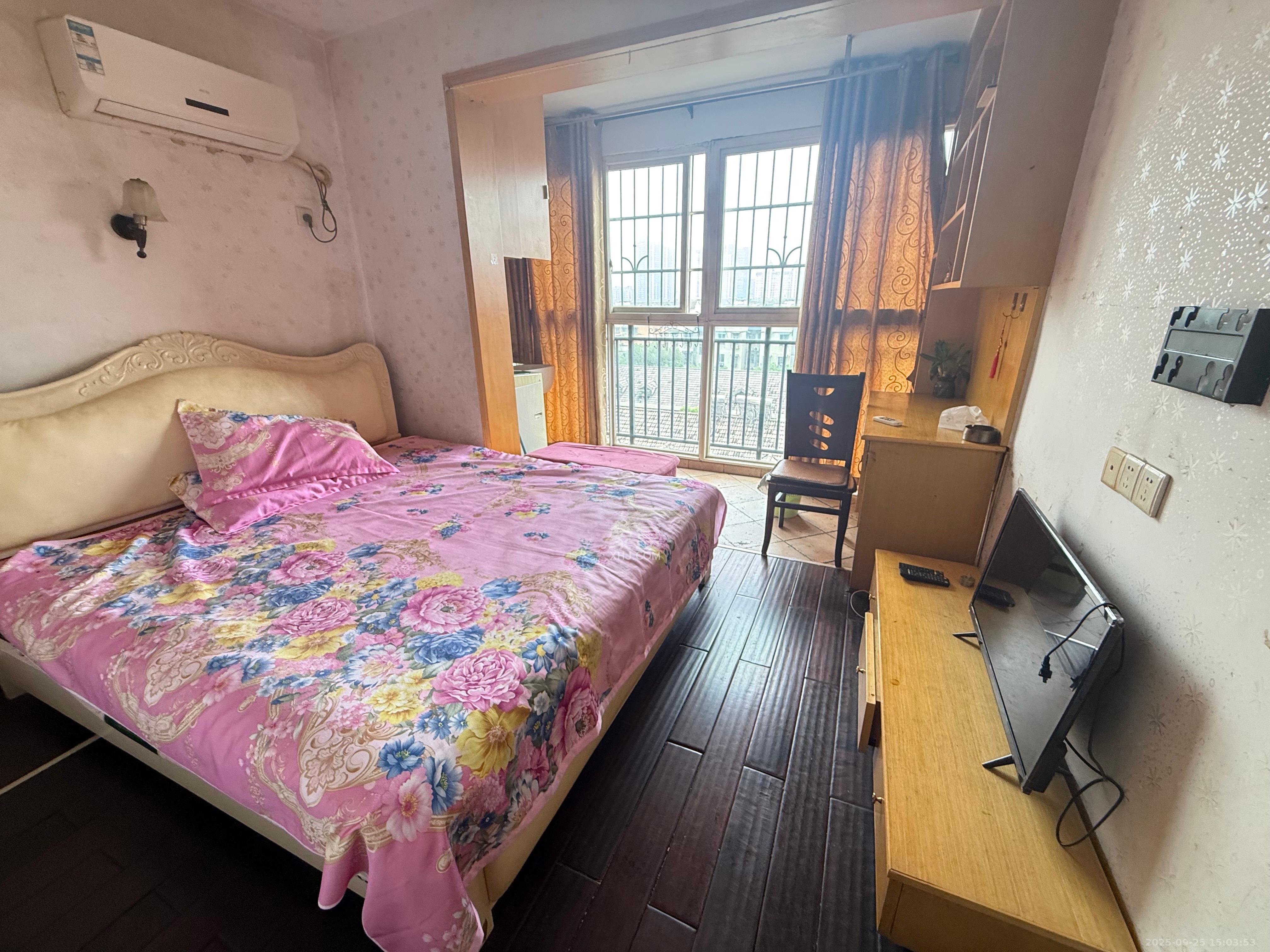 旭日东升 1室1厅1卫 1400.0元/月 旭日东升 1室1厅1卫 1400.0元/月室内图