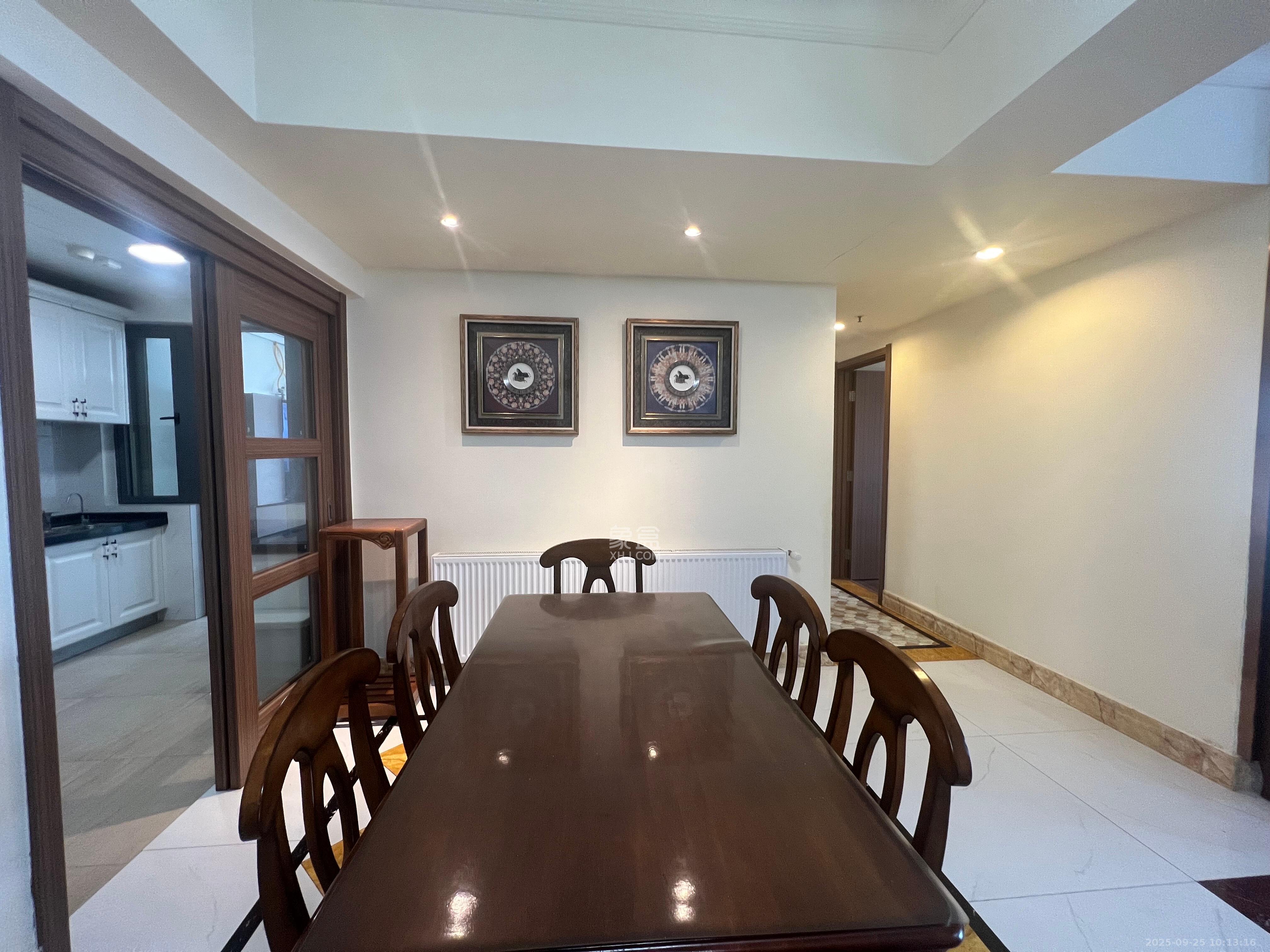 碧桂园威尼斯城 3室2厅2卫 3800.0元/月 碧桂园威尼斯城 3室2厅2卫 3800.0元/月室内图