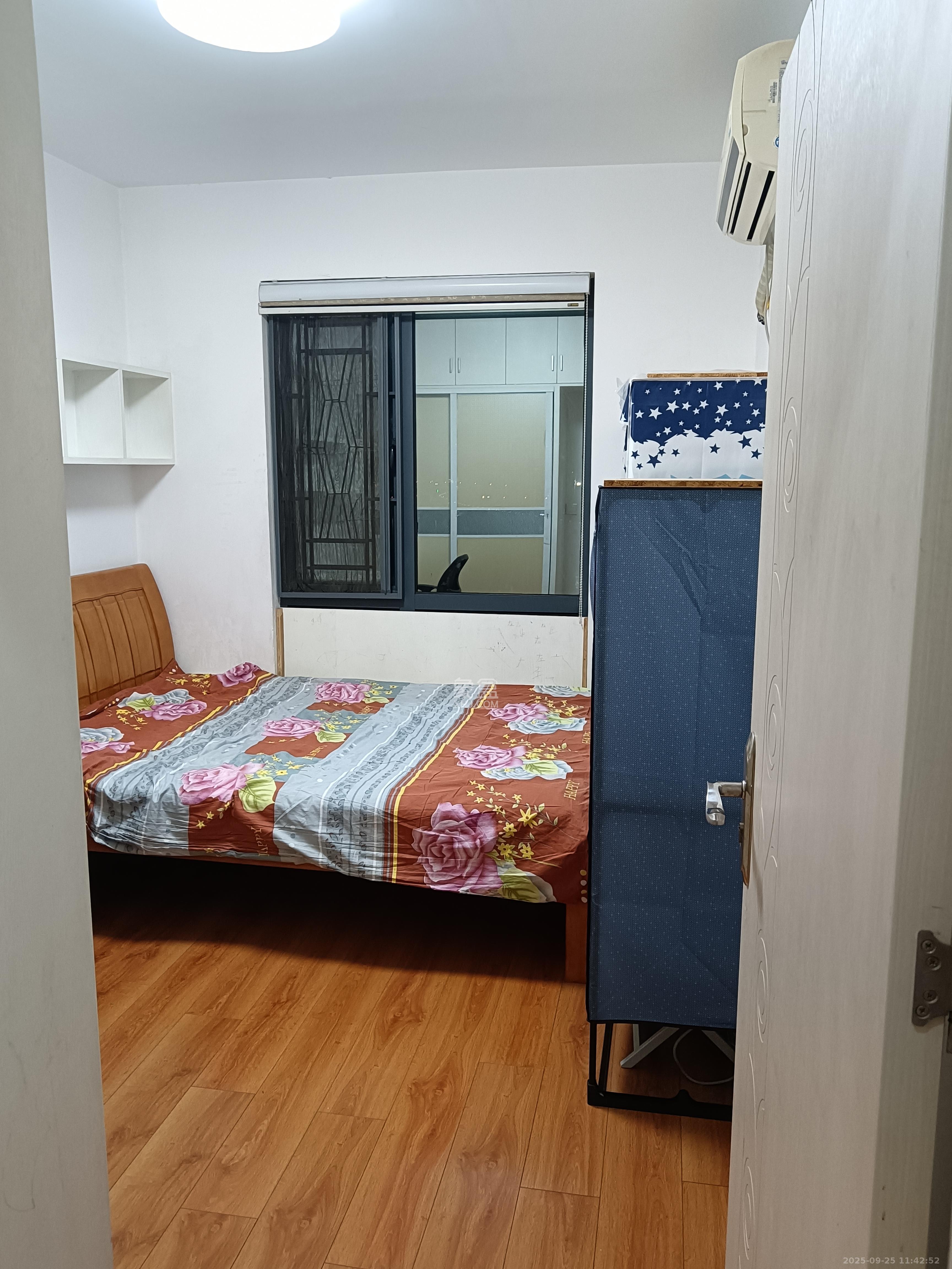 江河双水湾 3室2厅2卫 2700.0元/月 江河双水湾 3室2厅2卫 2700.0元/月室内图