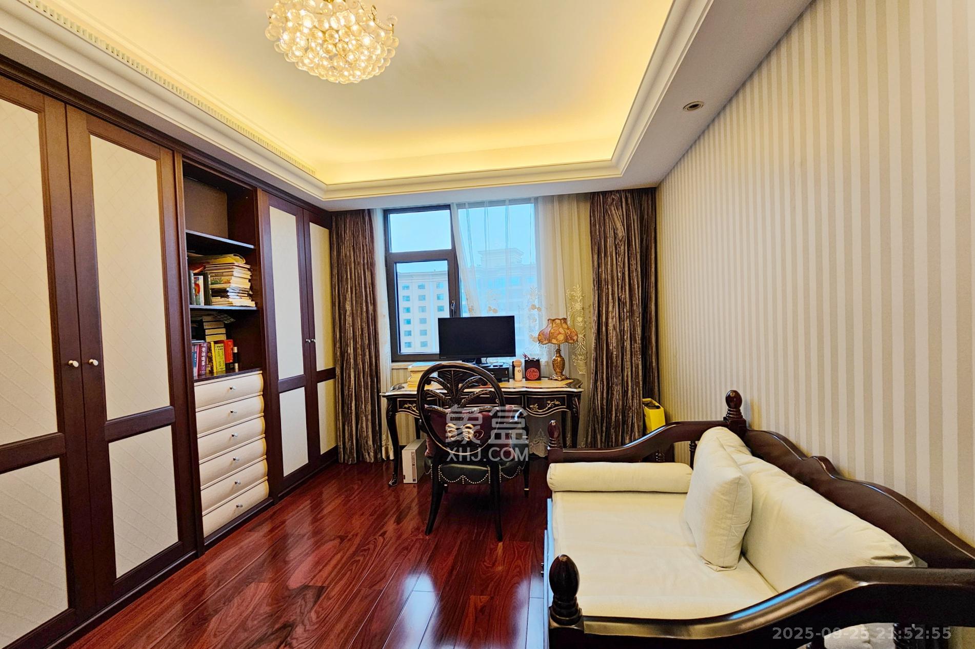 运达中央广场一、二期 3室2厅3卫 320.0万 运达中央广场一、二期 3室2厅3卫 320.0万卧室