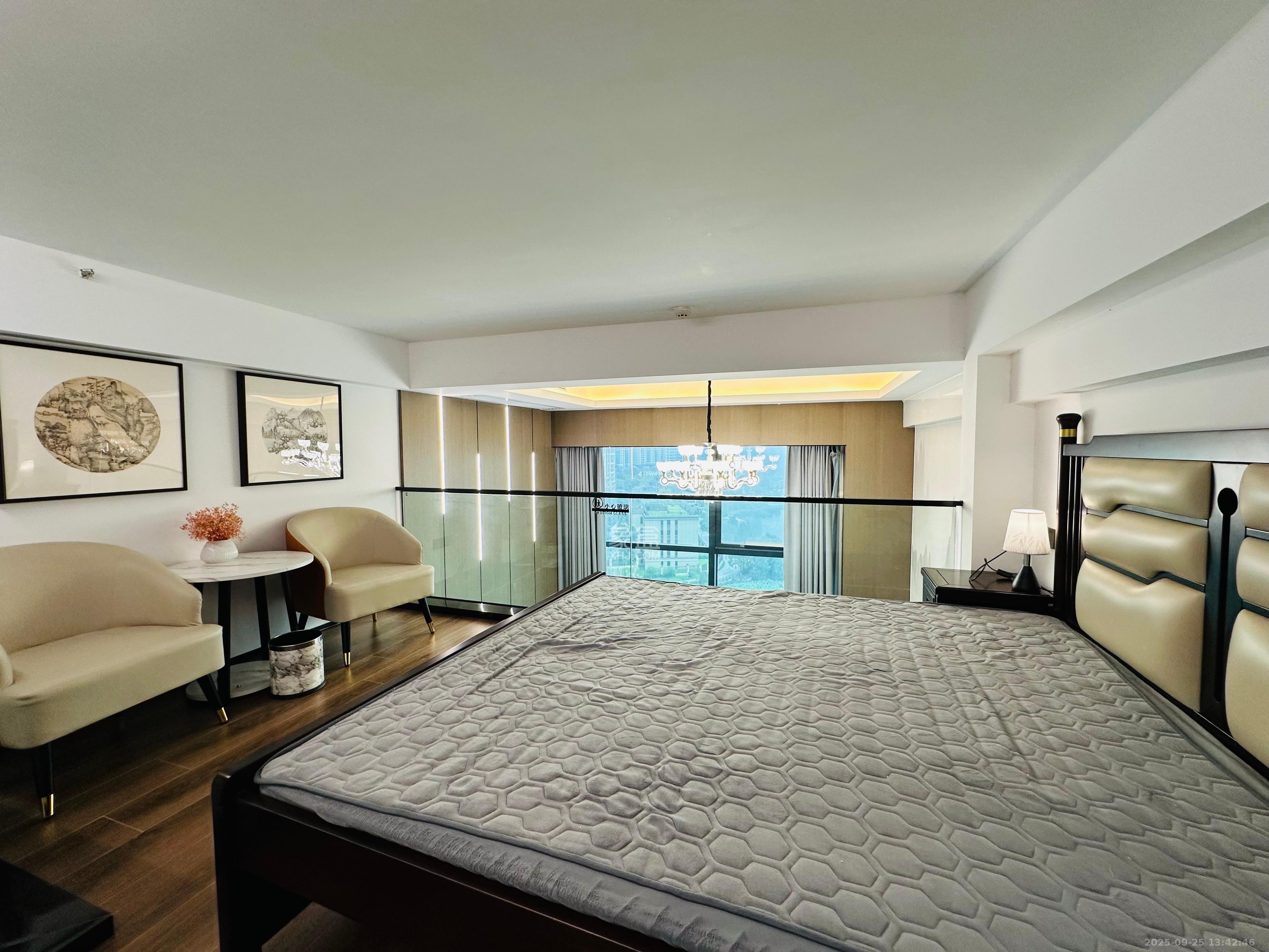 梅溪半岛  1室1厅2卫    3500.0元/月室内图