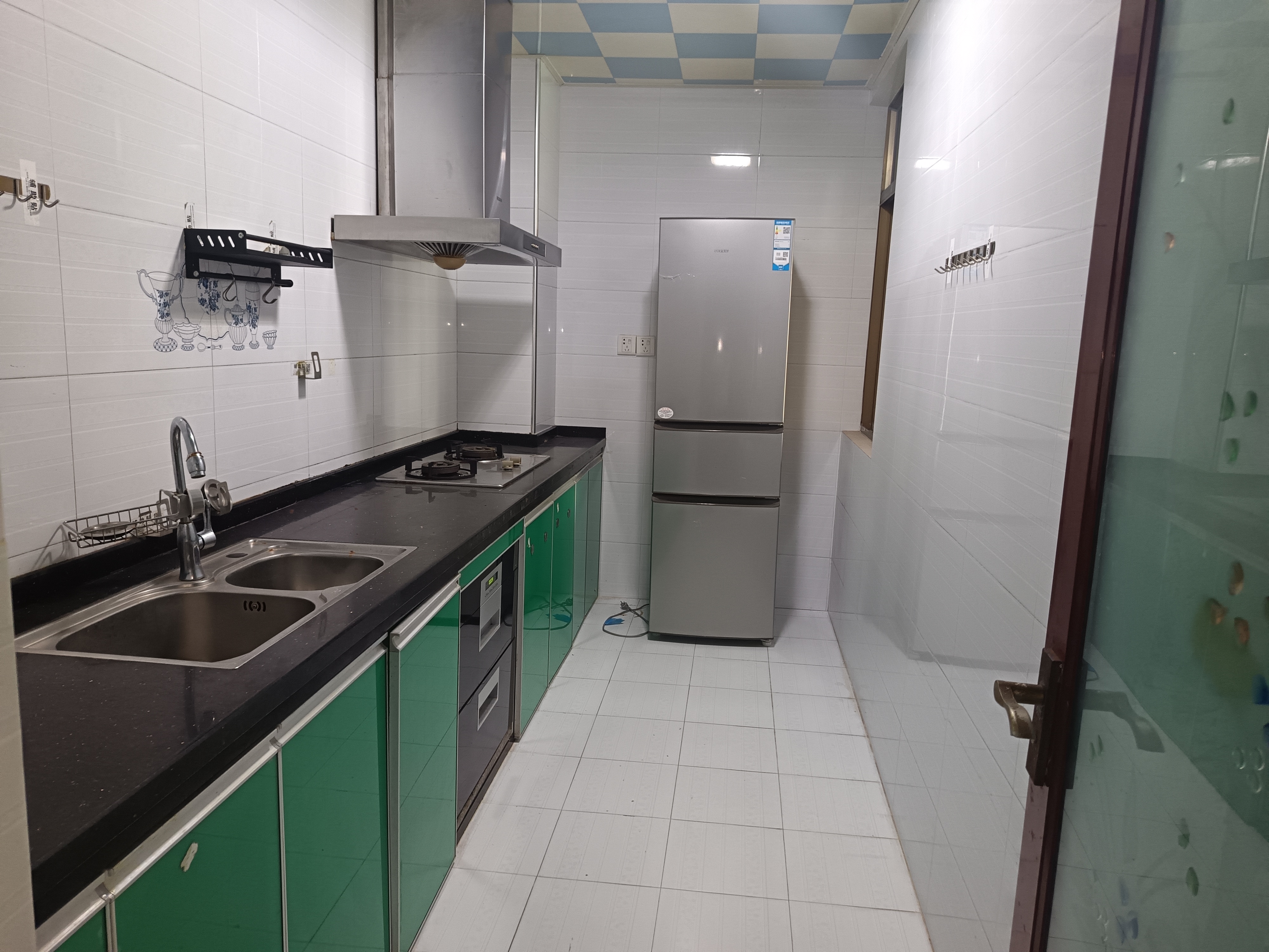 世贸天骄 3室2厅1卫 2500.0元/月 世贸天骄 3室2厅1卫 2500.0元/月室内图