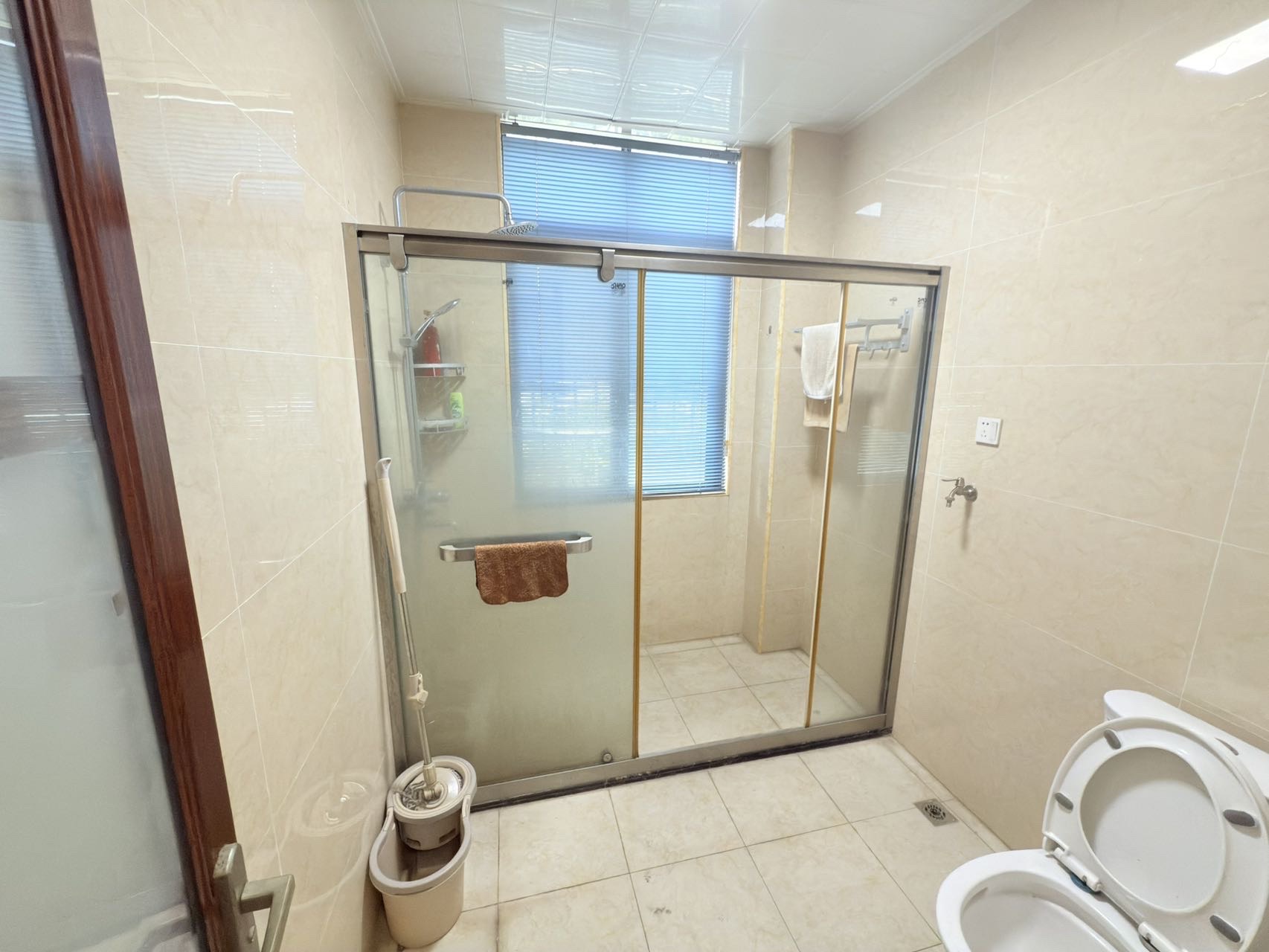 丹玺流泉 8室3厅3卫 12000.0元/月 丹玺流泉 8室3厅3卫 12000.0元/月室内图